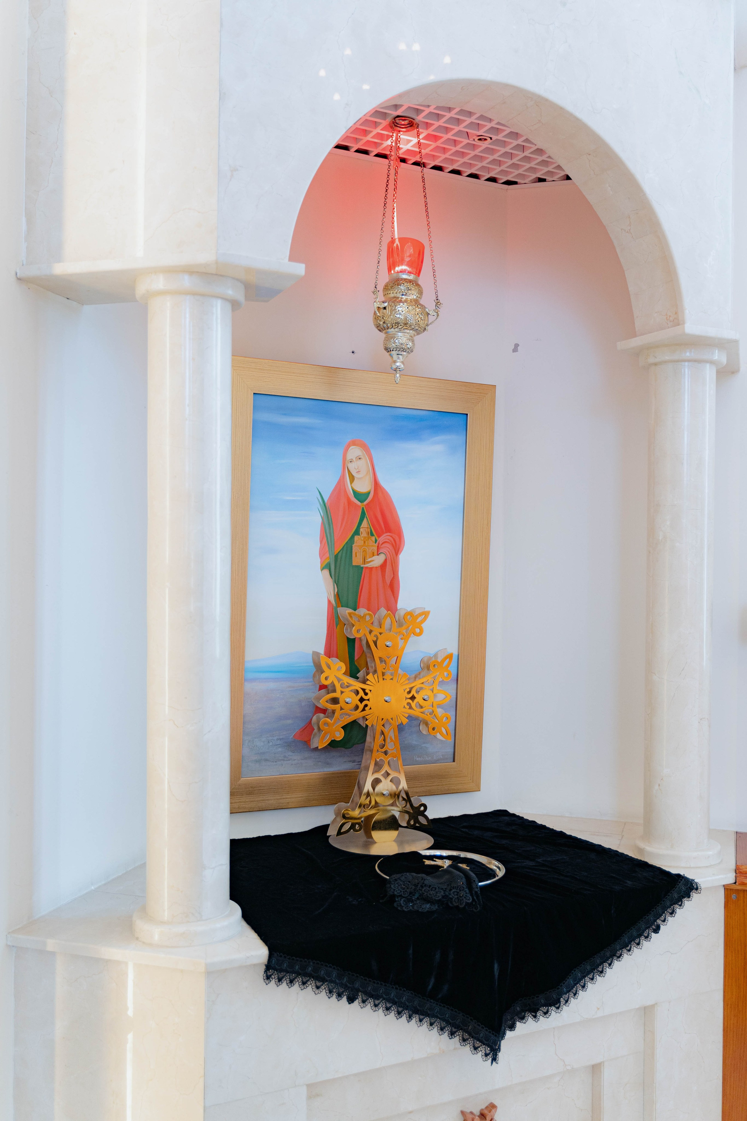 Крещение в армянской церви • Абу Даби. Фотограф и видеограф в Москве и Абу Даби Мария Кулагина