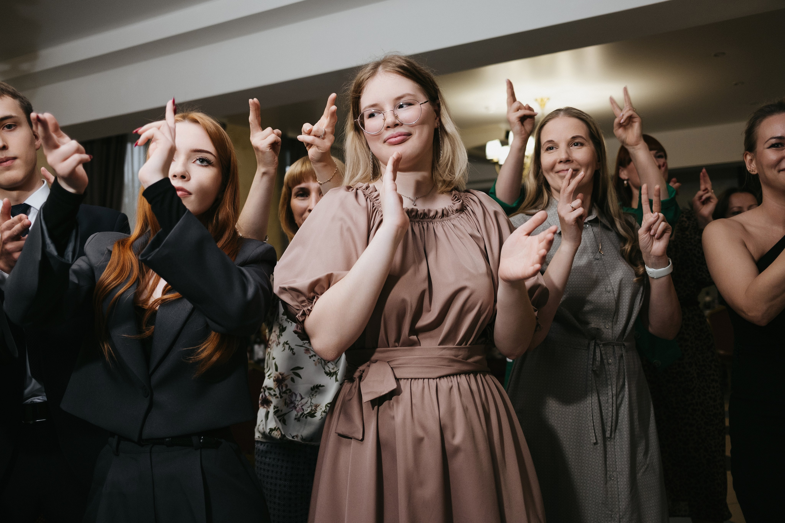 Выпускной 11 класс школы № 30. Свадебный и репортажной фотограф Денис Ожигин в Краснодаре и Краснодарском крае