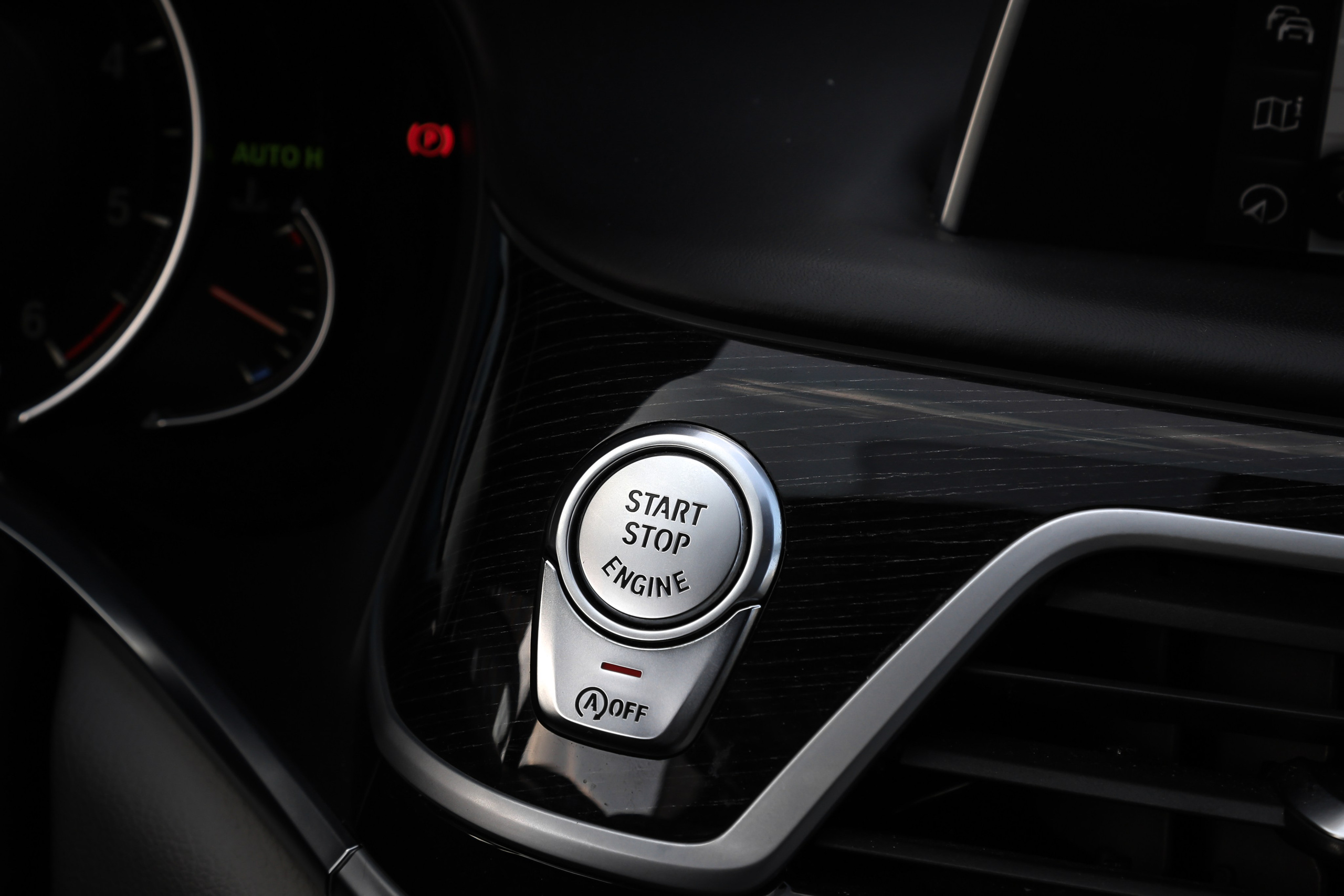 2017 BMW 750 Ld XDrive. Mixturecaptures