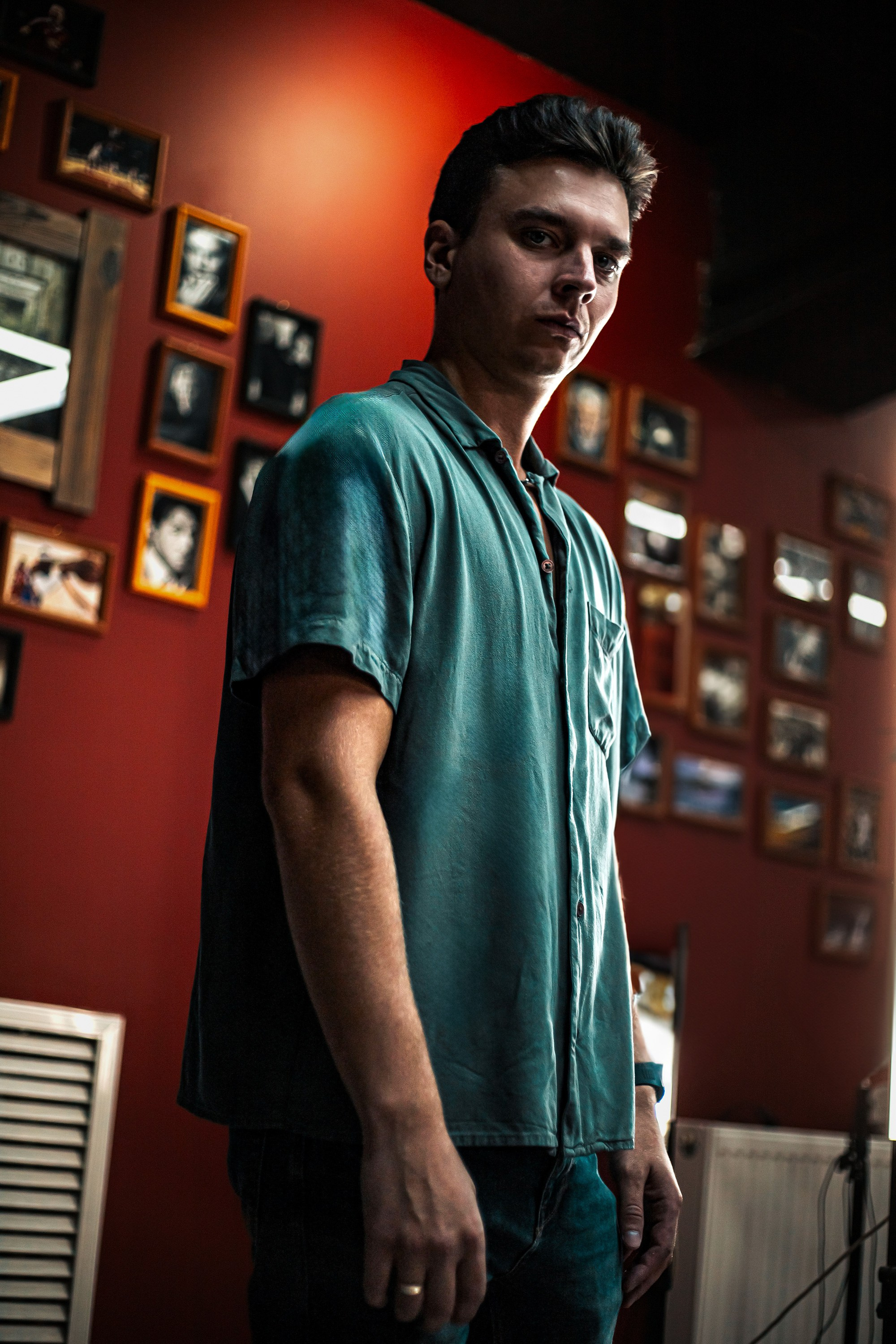 Фотосессия для барбершопа, Илья - барбер. Бизнес фотограф Ижевск — Назаров Роман