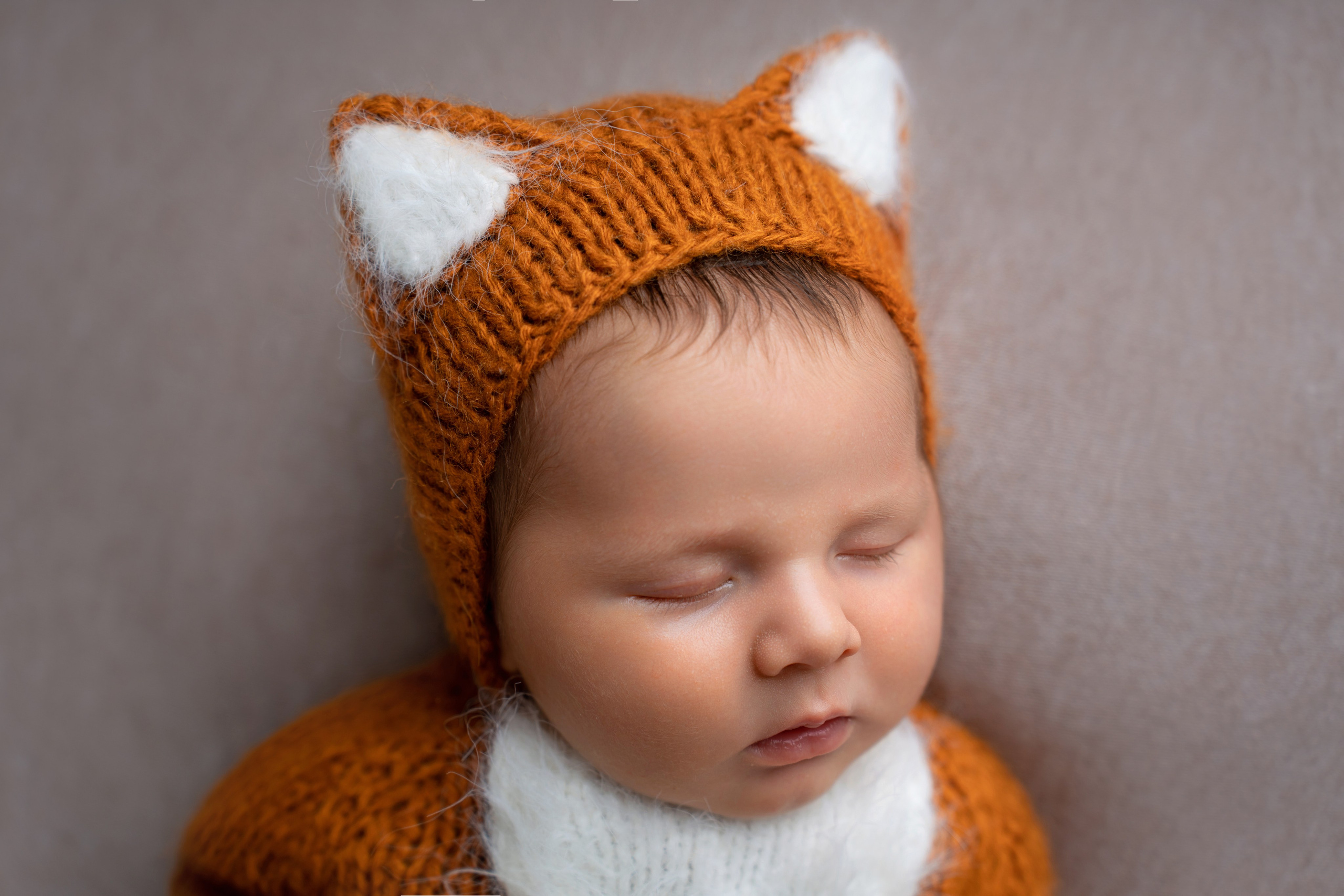 Ньюборн. Фотограф новорожденных Оренбург и свадебный фотограф Оренбург