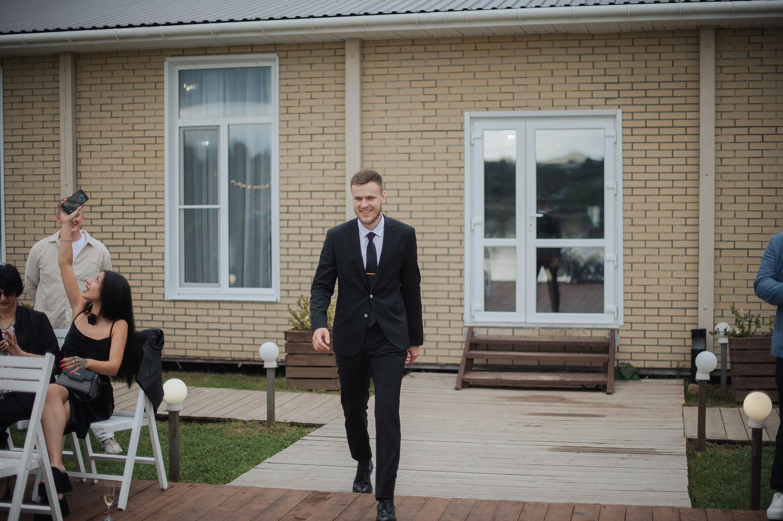 Свадьба на берегу Волги. Свадебный фотограф в Ярославле Денис Медоваров