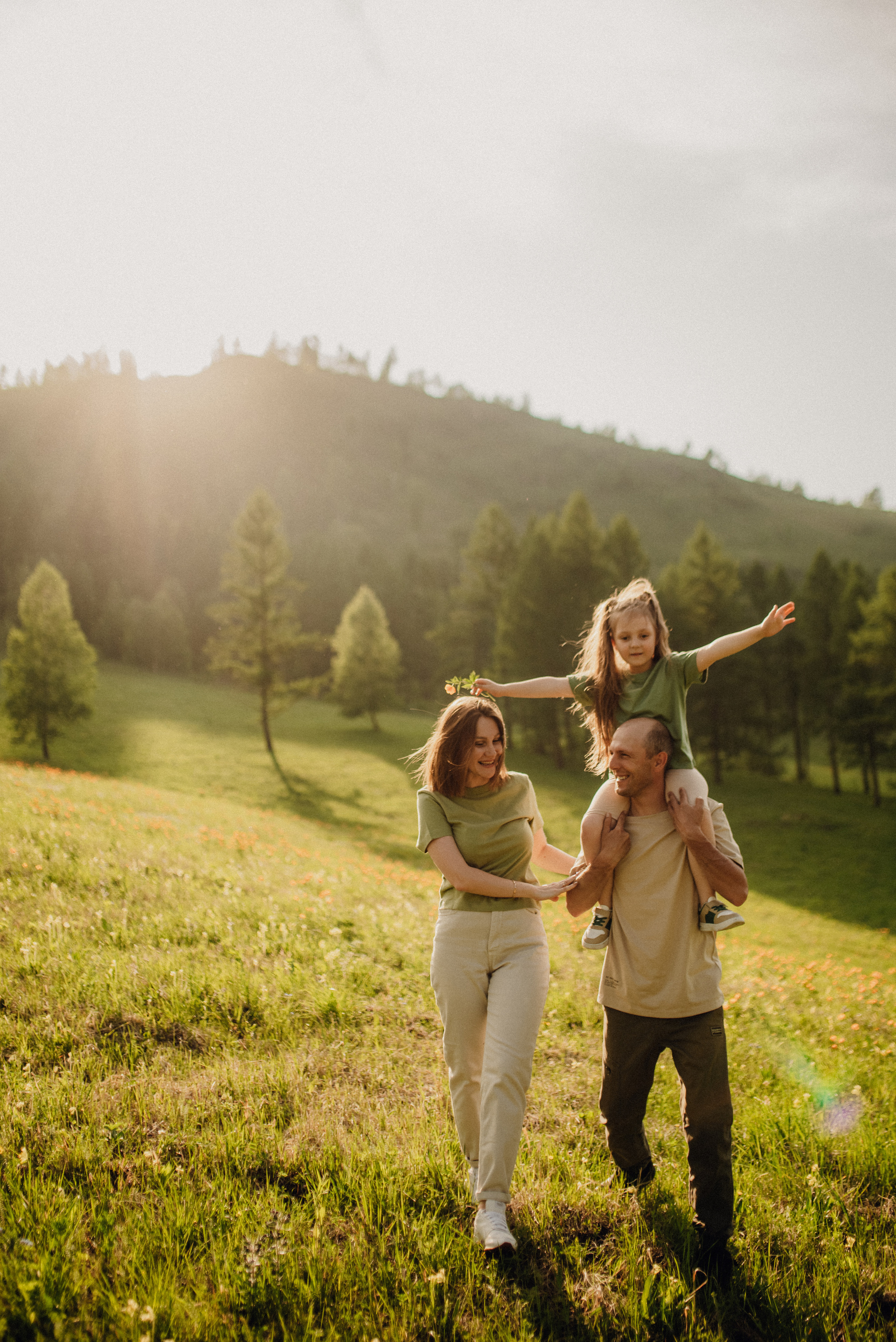 Горный Алтай. Юля, Рома и Варя. Семейный и детский фотограф Анастасия Иванова