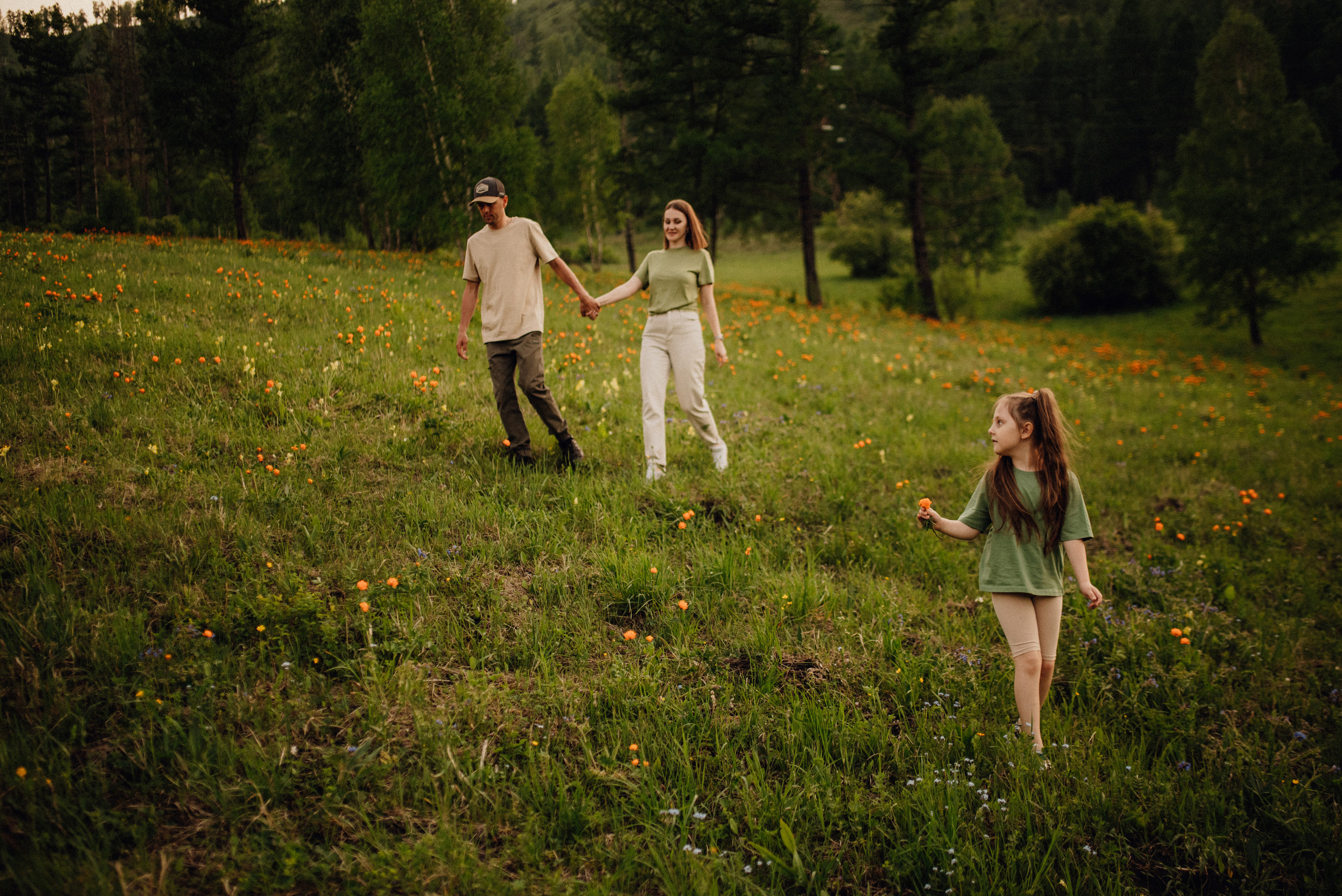 Горный Алтай. Юля, Рома и Варя. Семейный и детский фотограф Анастасия Иванова