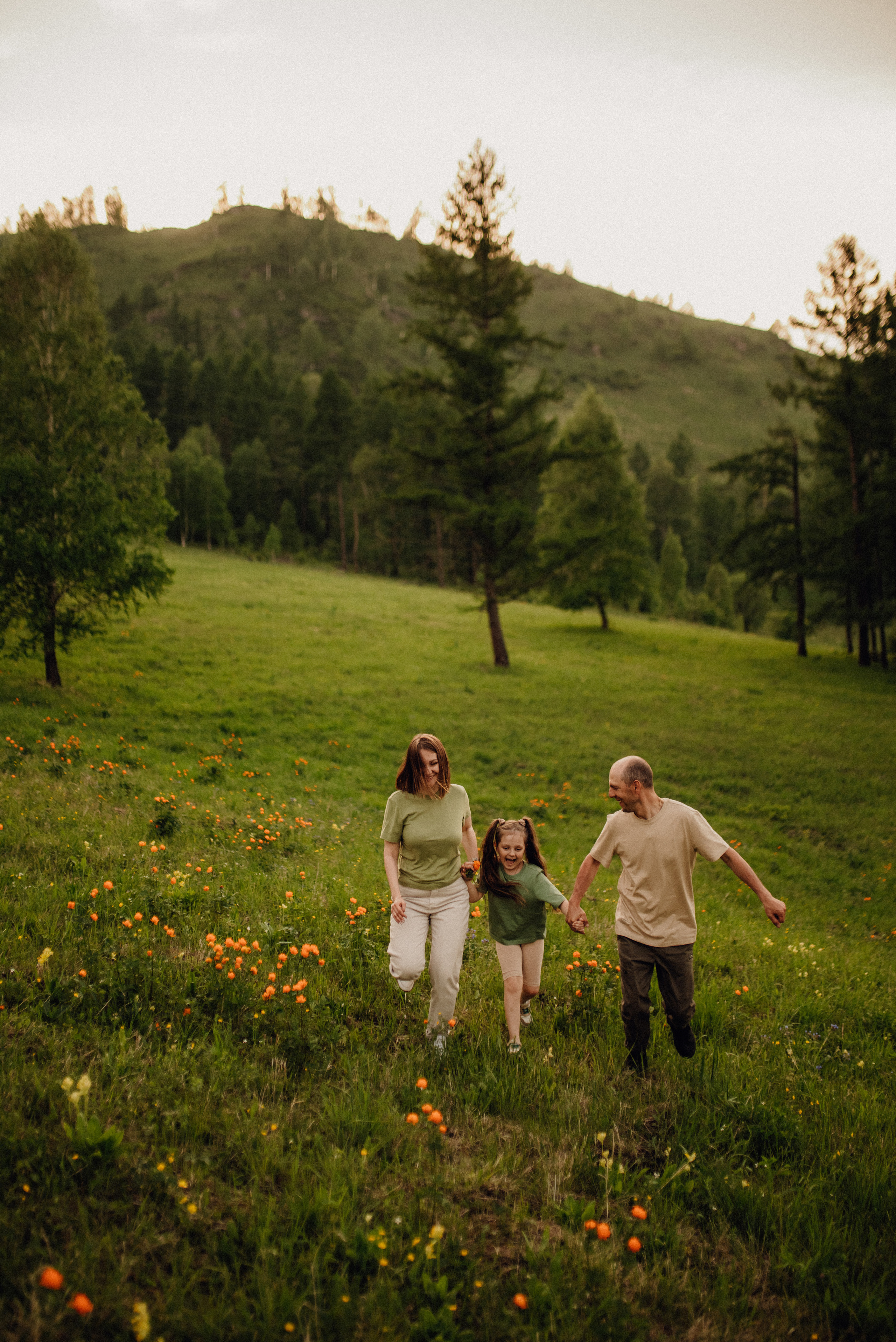 Горный Алтай. Юля, Рома и Варя. Семейный и детский фотограф Анастасия Иванова