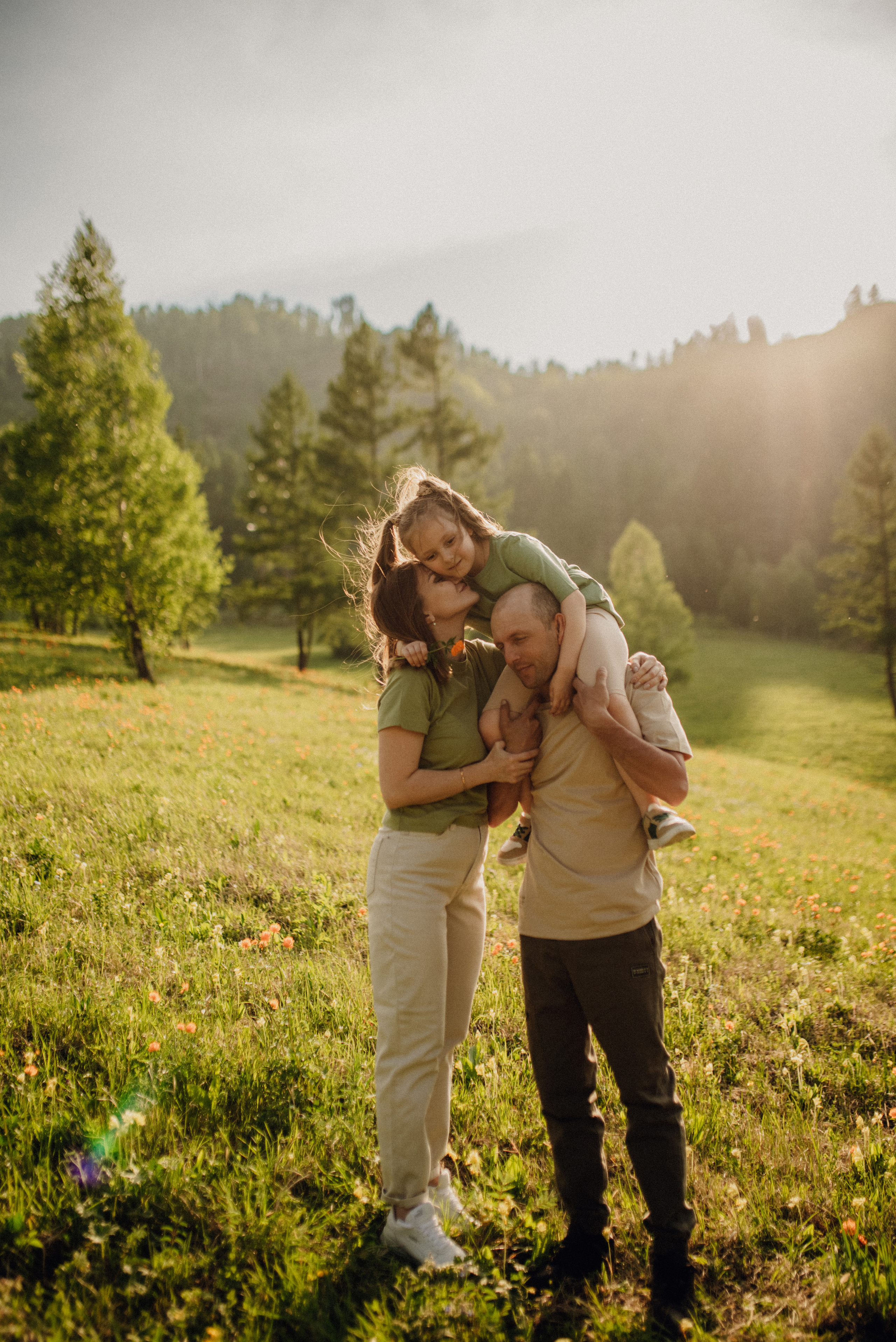 Горный Алтай. Юля, Рома и Варя. Семейный и детский фотограф Анастасия Иванова