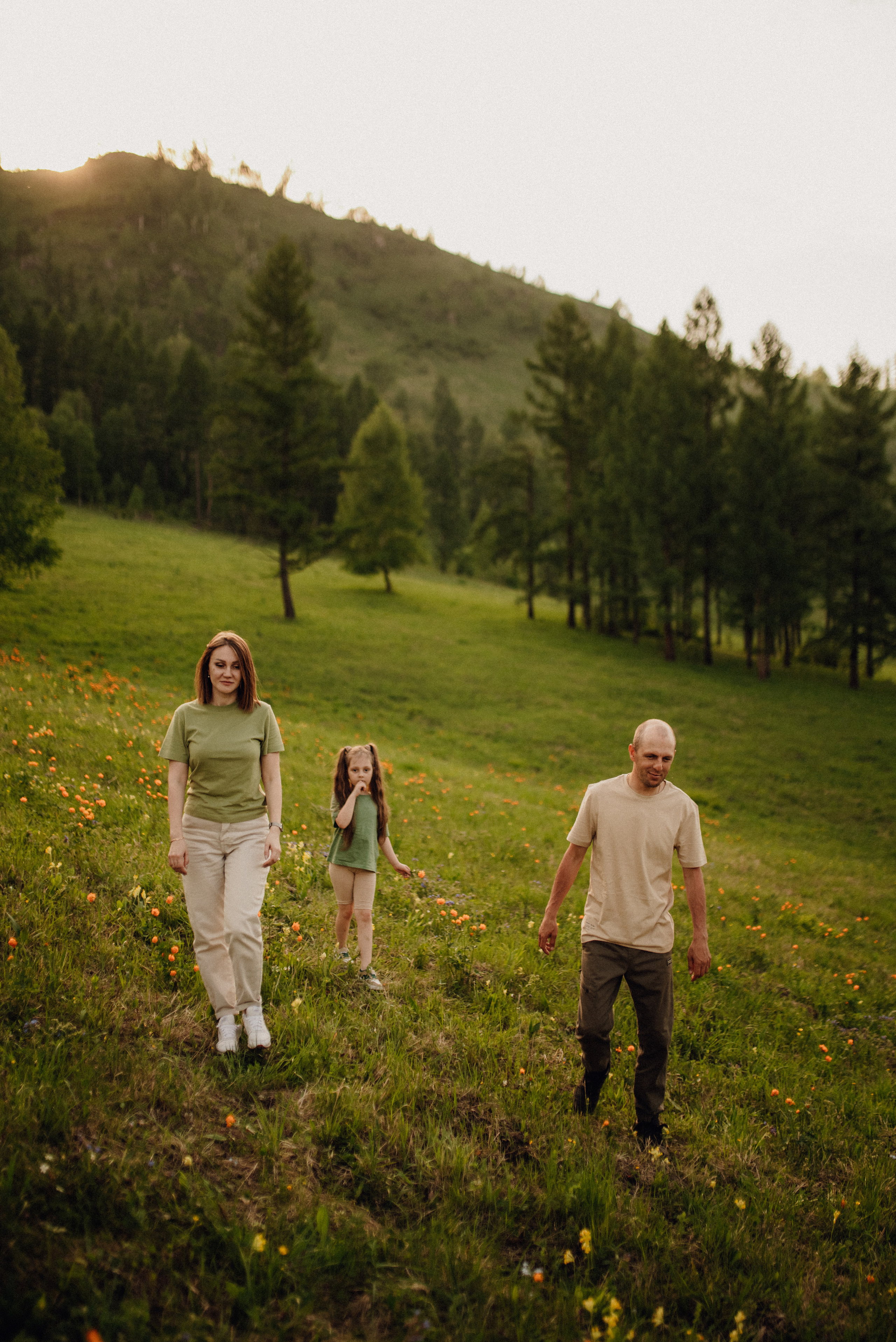 Горный Алтай. Юля, Рома и Варя. Семейный и детский фотограф Анастасия Иванова