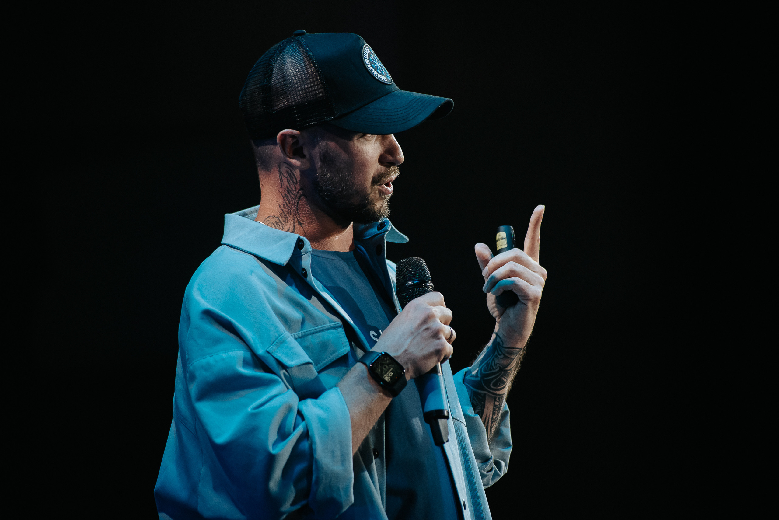 04.08.2023 — Бизнес-форум «Выжившие в Сибири». Репортажный фотограф в Кемерово