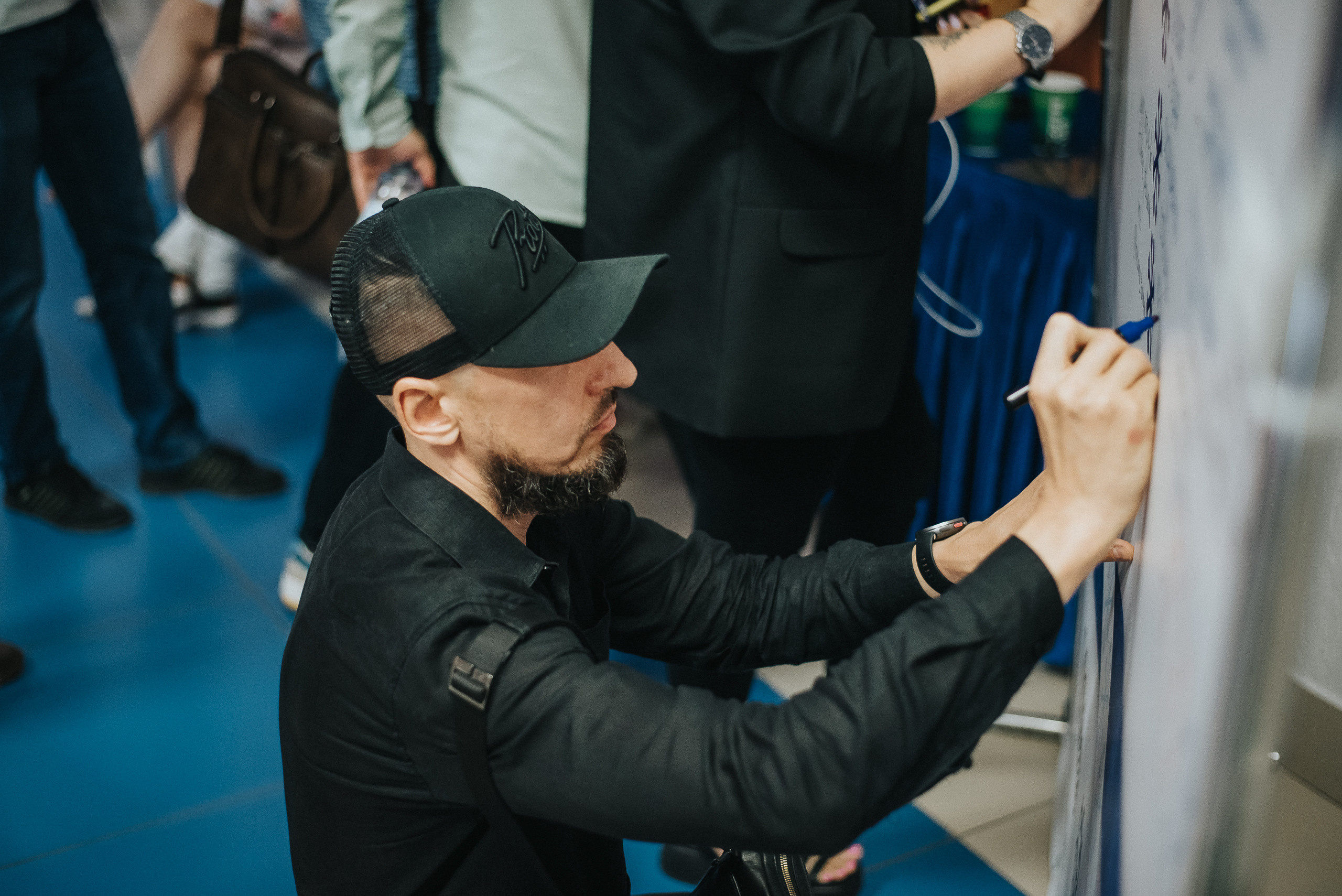 04.08.2023 — Бизнес-форум «Выжившие в Сибири». Репортажный фотограф в Кемерово