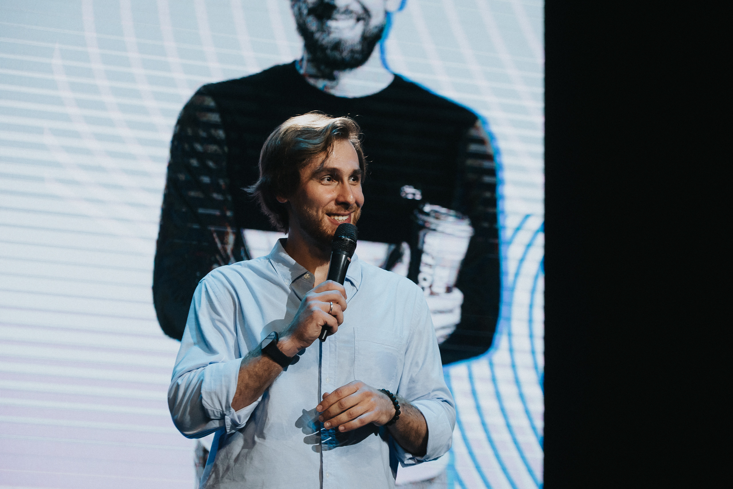 04.08.2023 — Бизнес-форум «Выжившие в Сибири». Репортажный фотограф в Кемерово