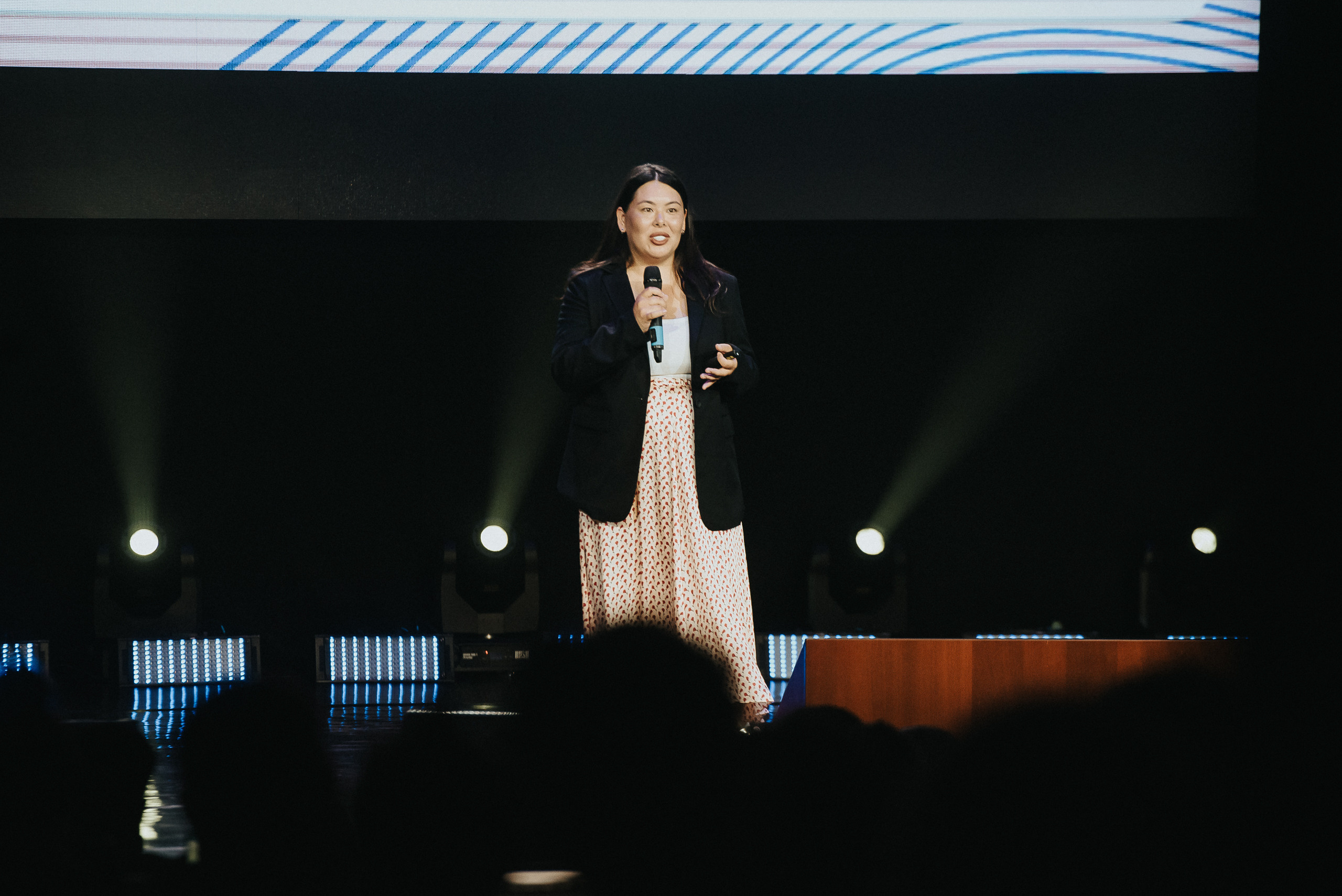 04.08.2023 — Бизнес-форум «Выжившие в Сибири». Репортажный фотограф в Кемерово