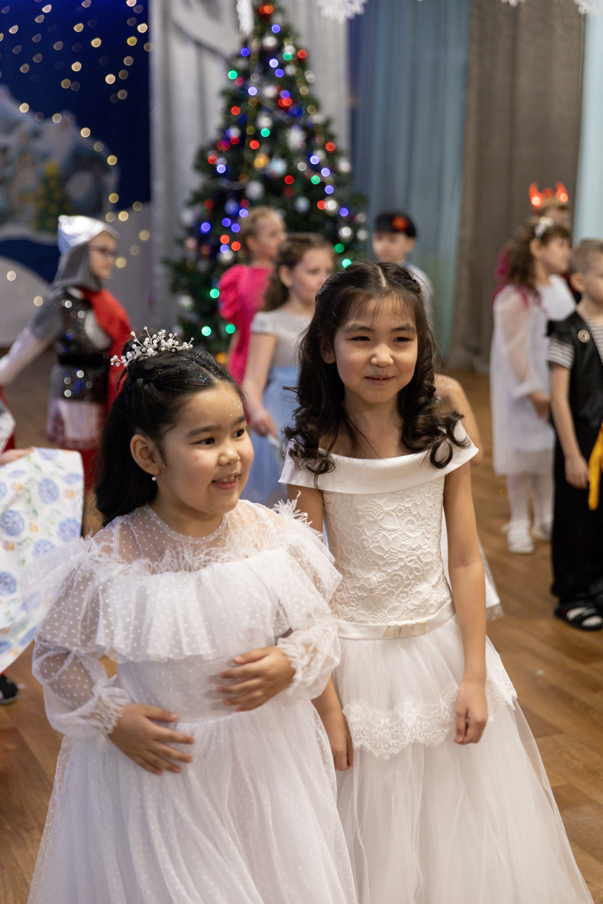 Утренники. Литовкина Анастасия фотограф, выпускные альбомы г. Мирный