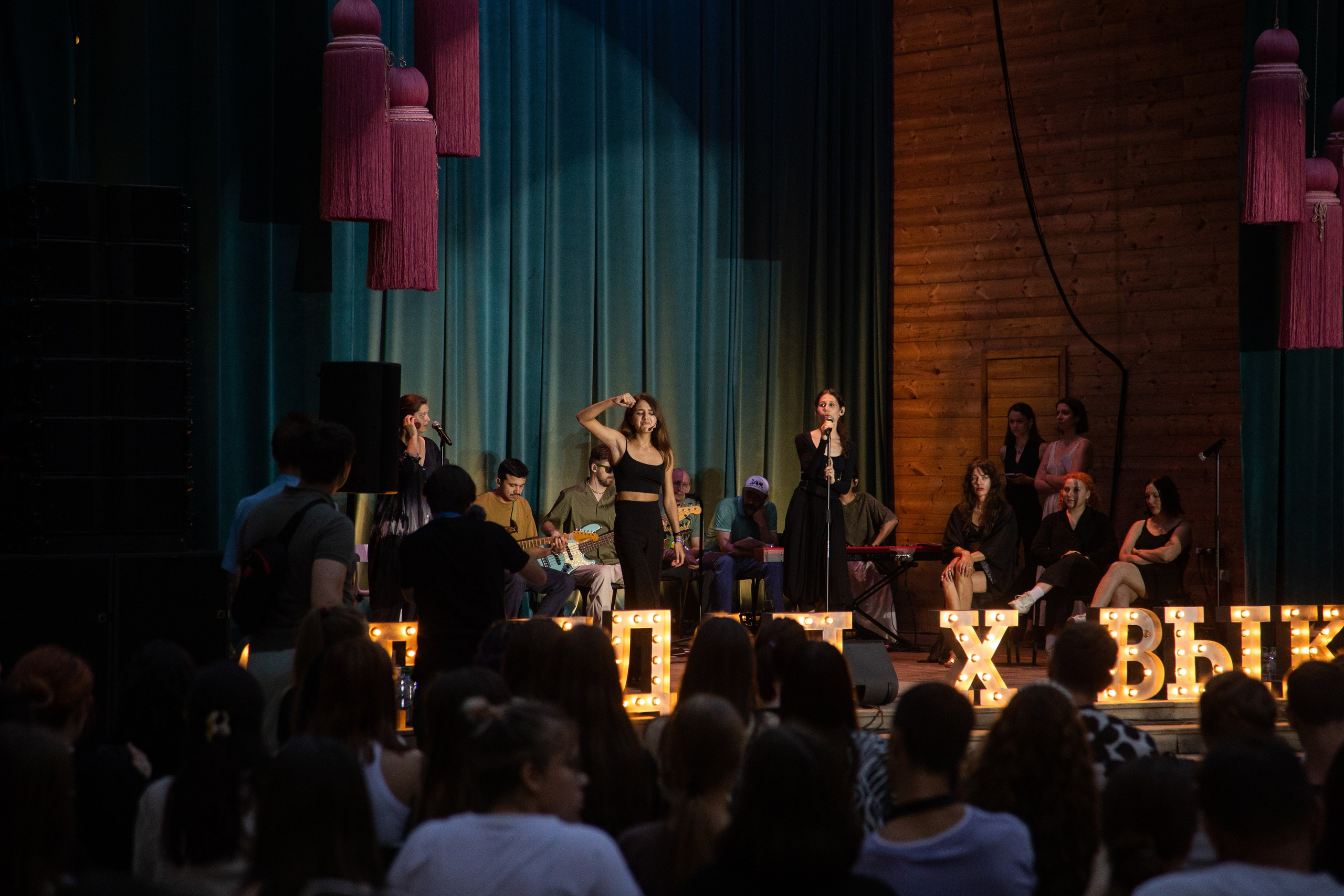 Трехдневный фотоотчет Выкса-фестиваль 2024. Фотограф городских и семейных событий Артем Карпухин