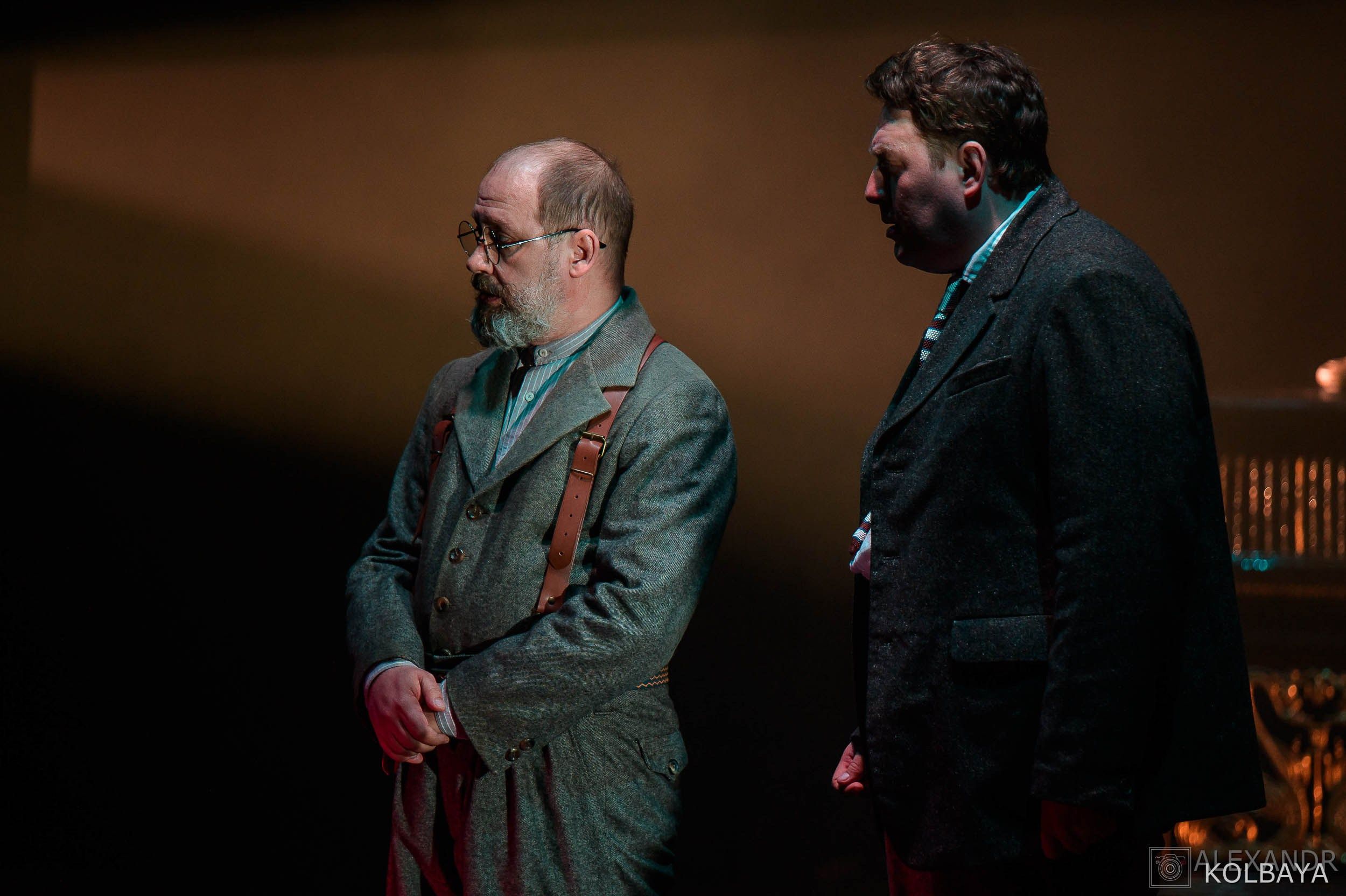 Фоторепортаж со спектакля Ночь в Лиссабоне в театре Модерн. Концертный и театральный репортажный фотограф в Москве Александр Колбая