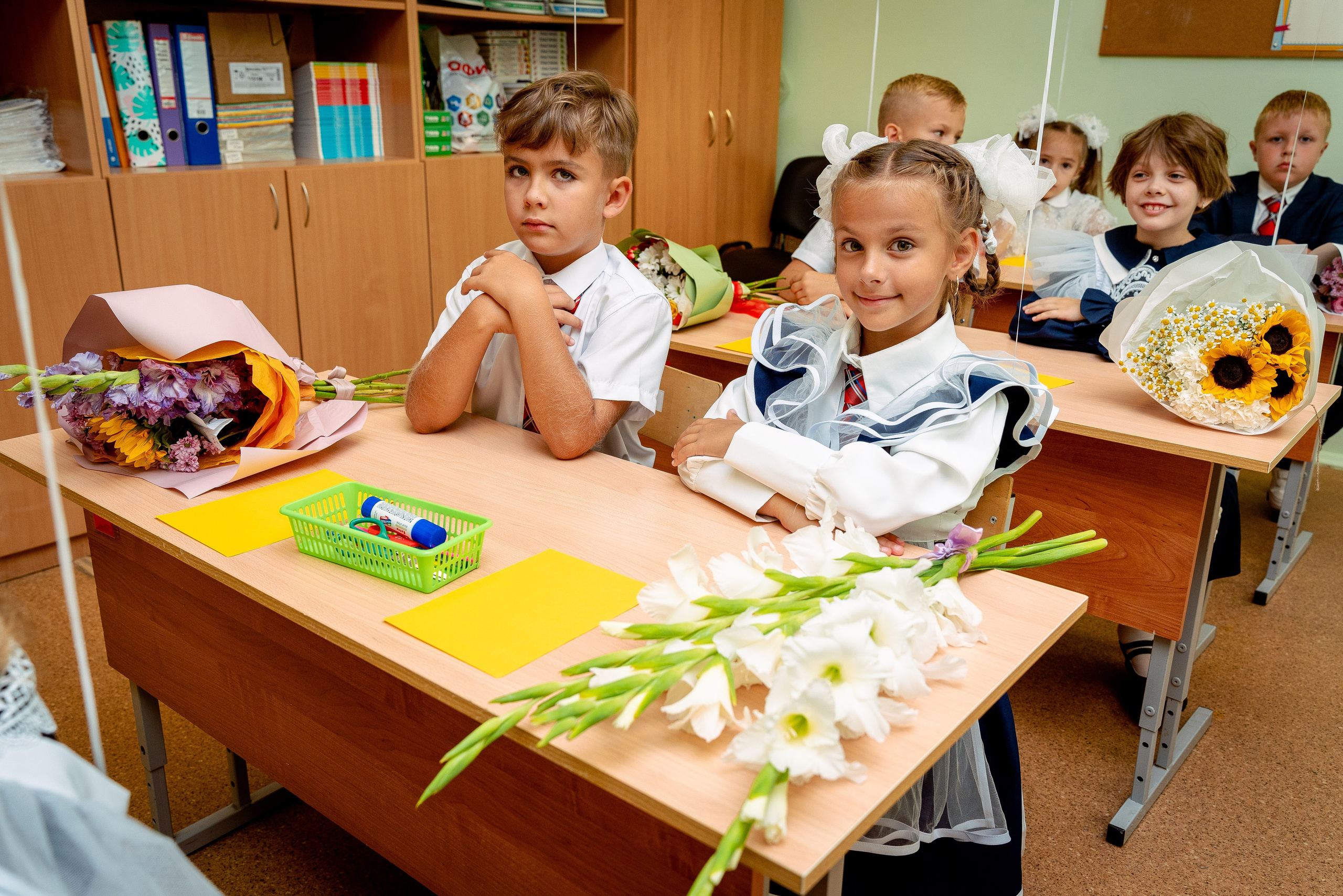НАЧАЛЬНАЯ ШКОЛА. Фотокомпания «Алые паруса» выпускные альбомы Москва и МО