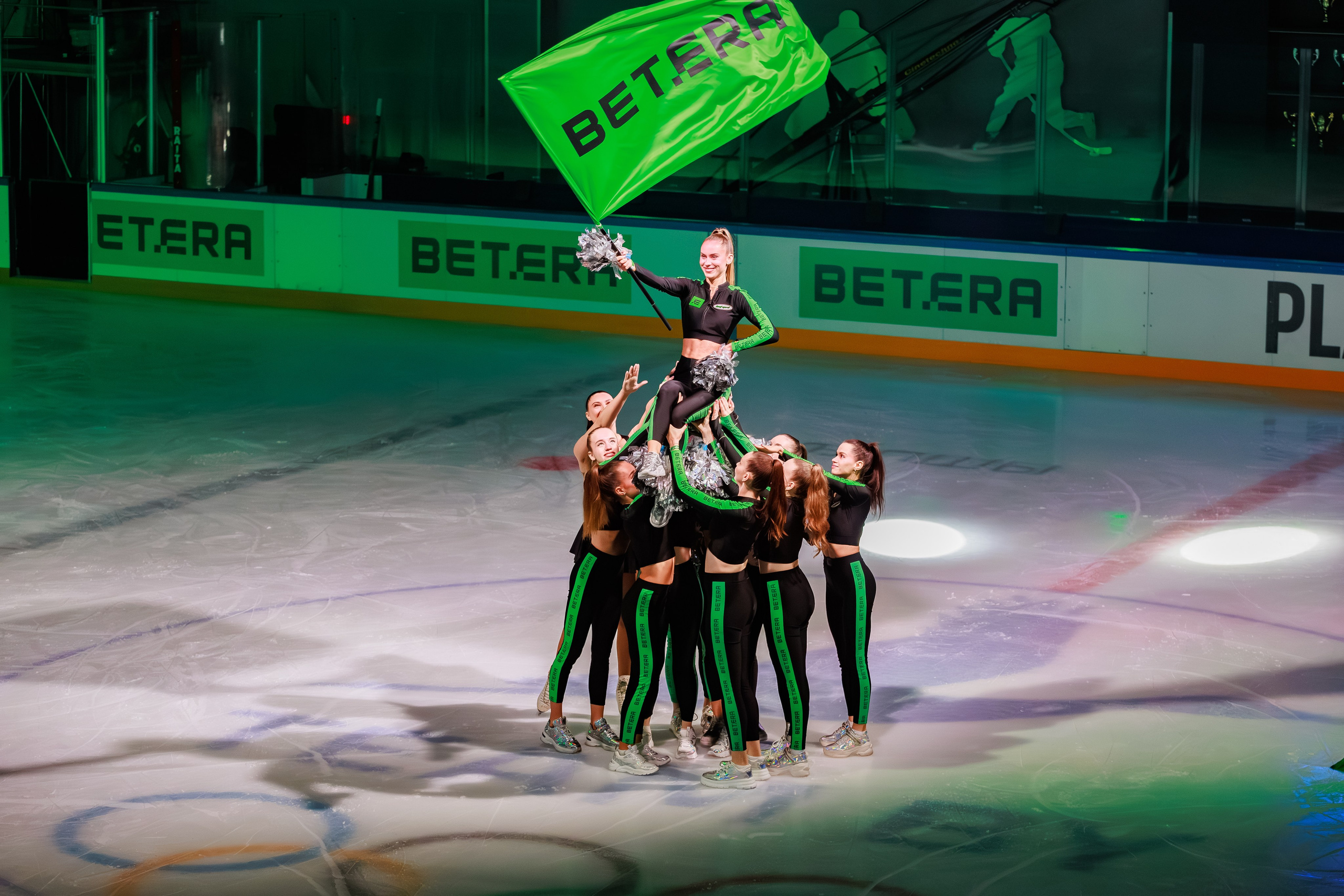 Благотворительный хоккейный матч BETERA. Репортажный фотограф Минск ❘ Костецкий Илья ❘ Беларусь