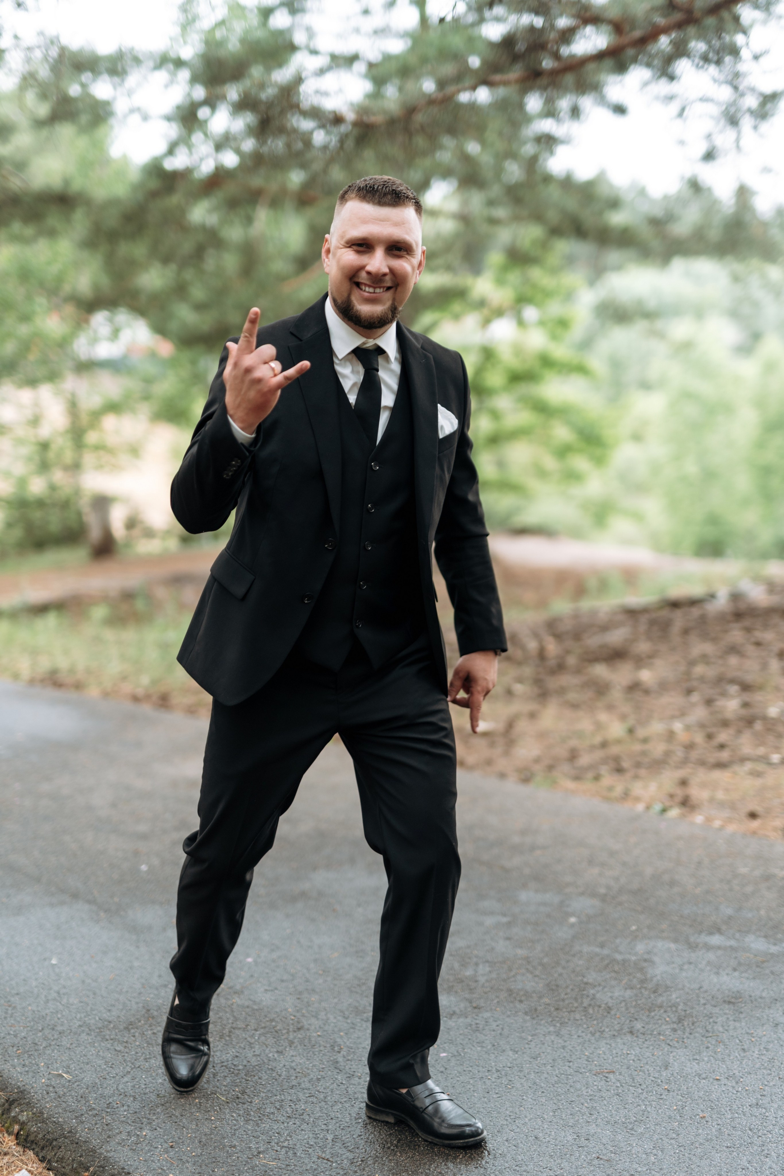 Свадебный день Яны и Максима, прогулка в лесу, Картинная галерея в Тамбове. Свадебный фотограф в Тамбове Павел Четвертков