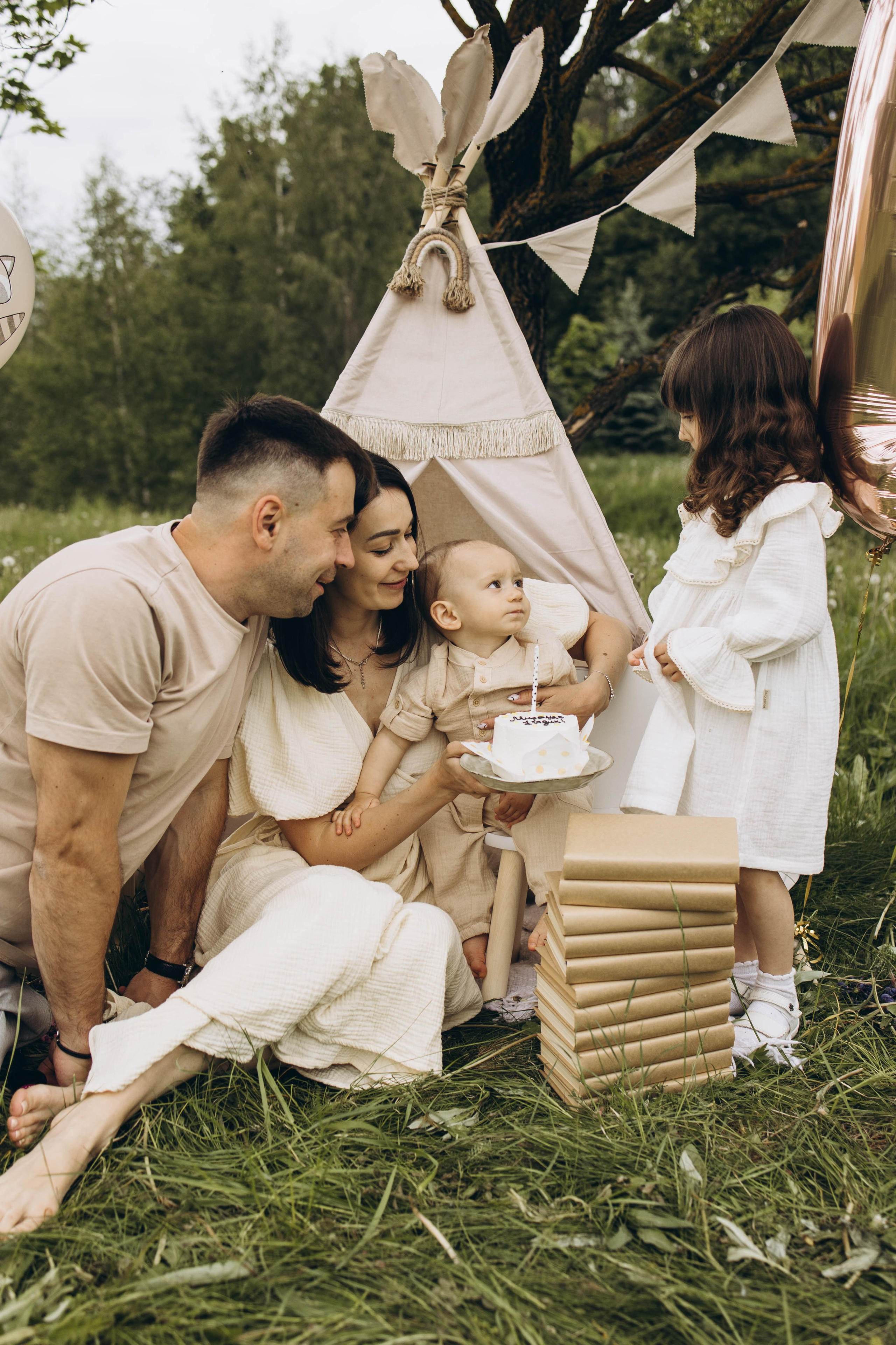 Маша, Женя, Ариана и Мирон. Семейный фотограф в Москве Виктория Ястребинская