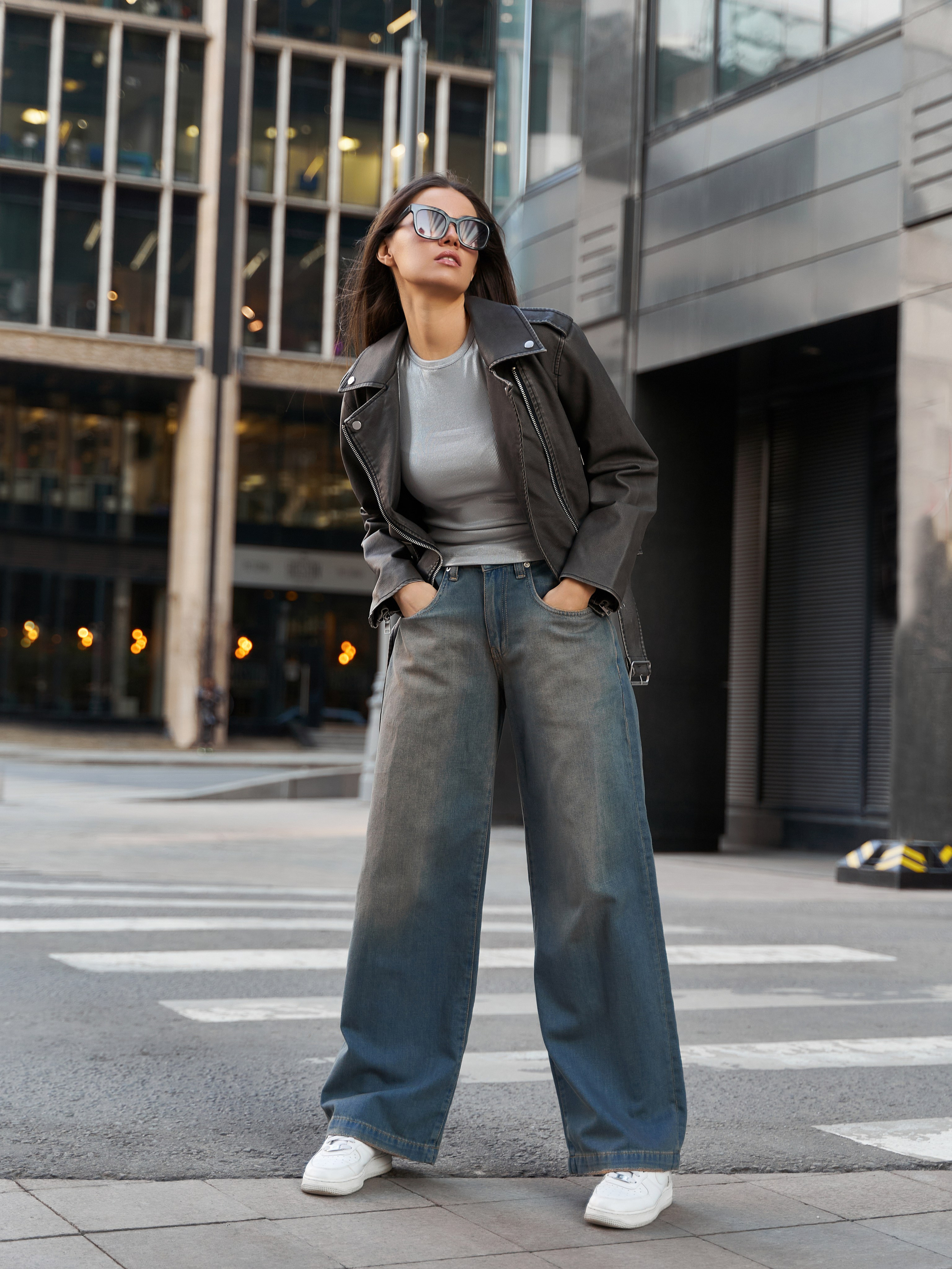 Уличная съемка. Фотограф для маркетплейсов в Москве