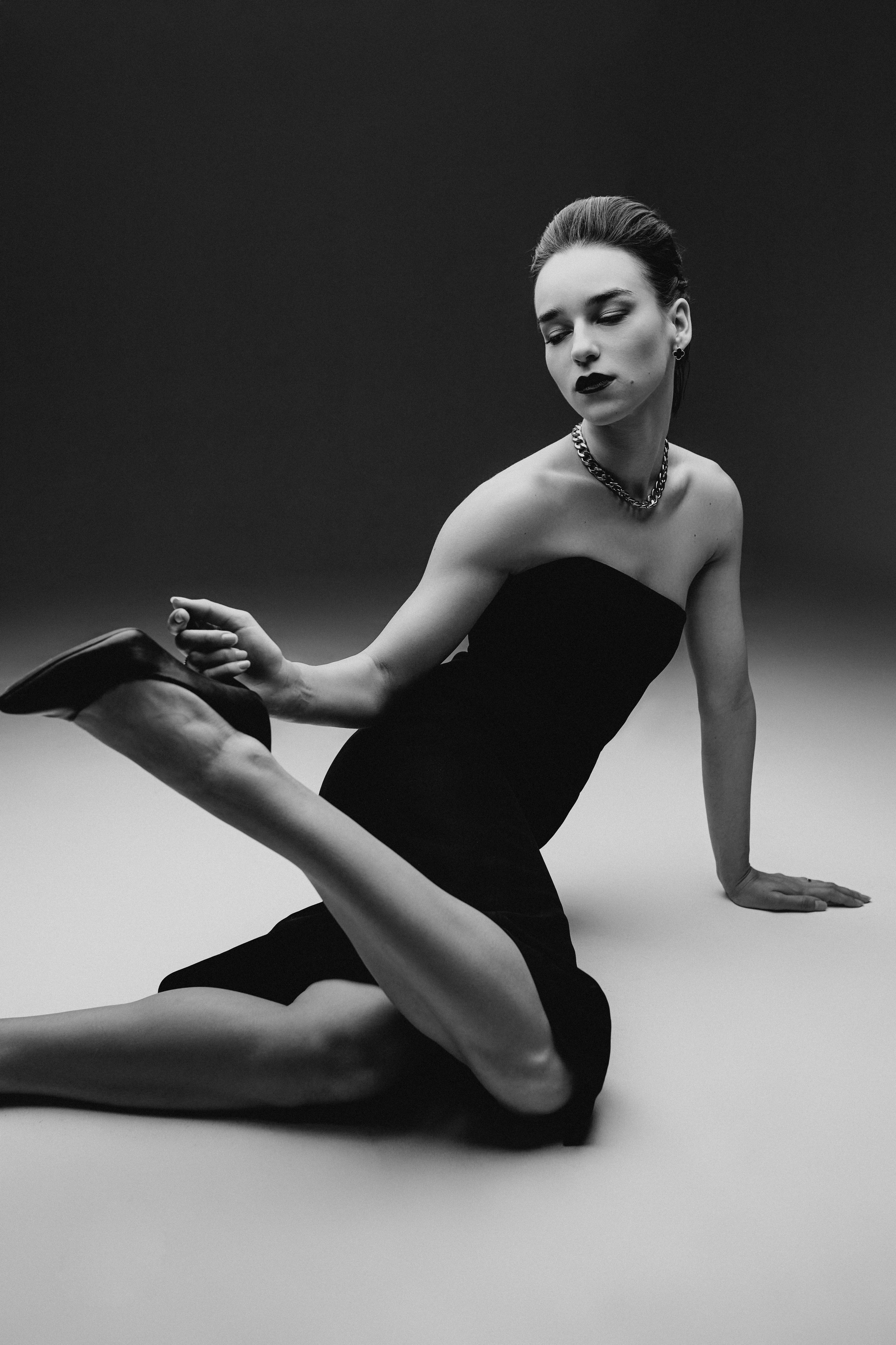 ЖЕНСКИЕ СЪЕМКИ. Фотограф Вики Дежавю