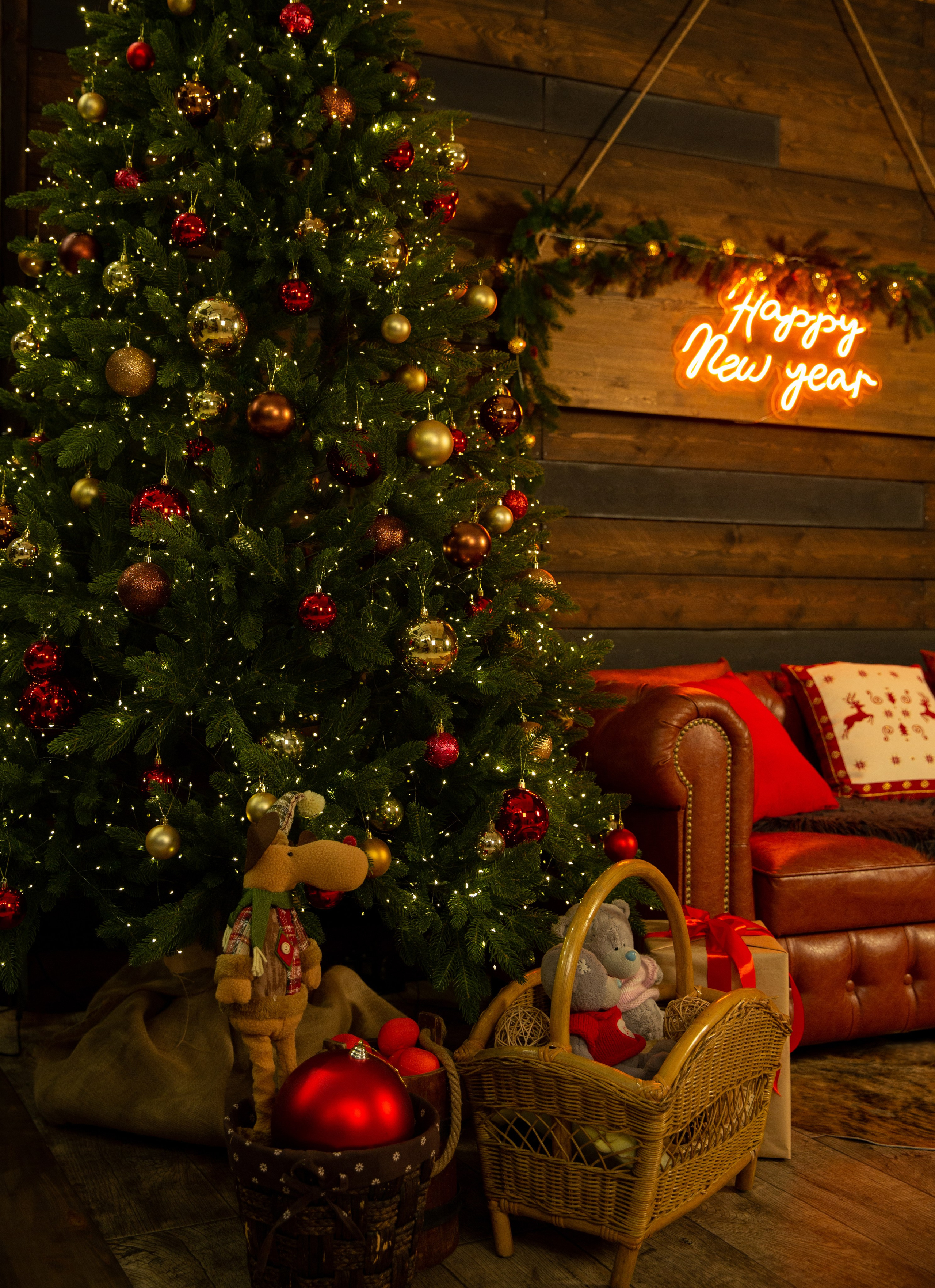 Новогодние локации. Фотостудия Алматы. Семейная и детская фотостудия Family studio.Фотограф Алматы