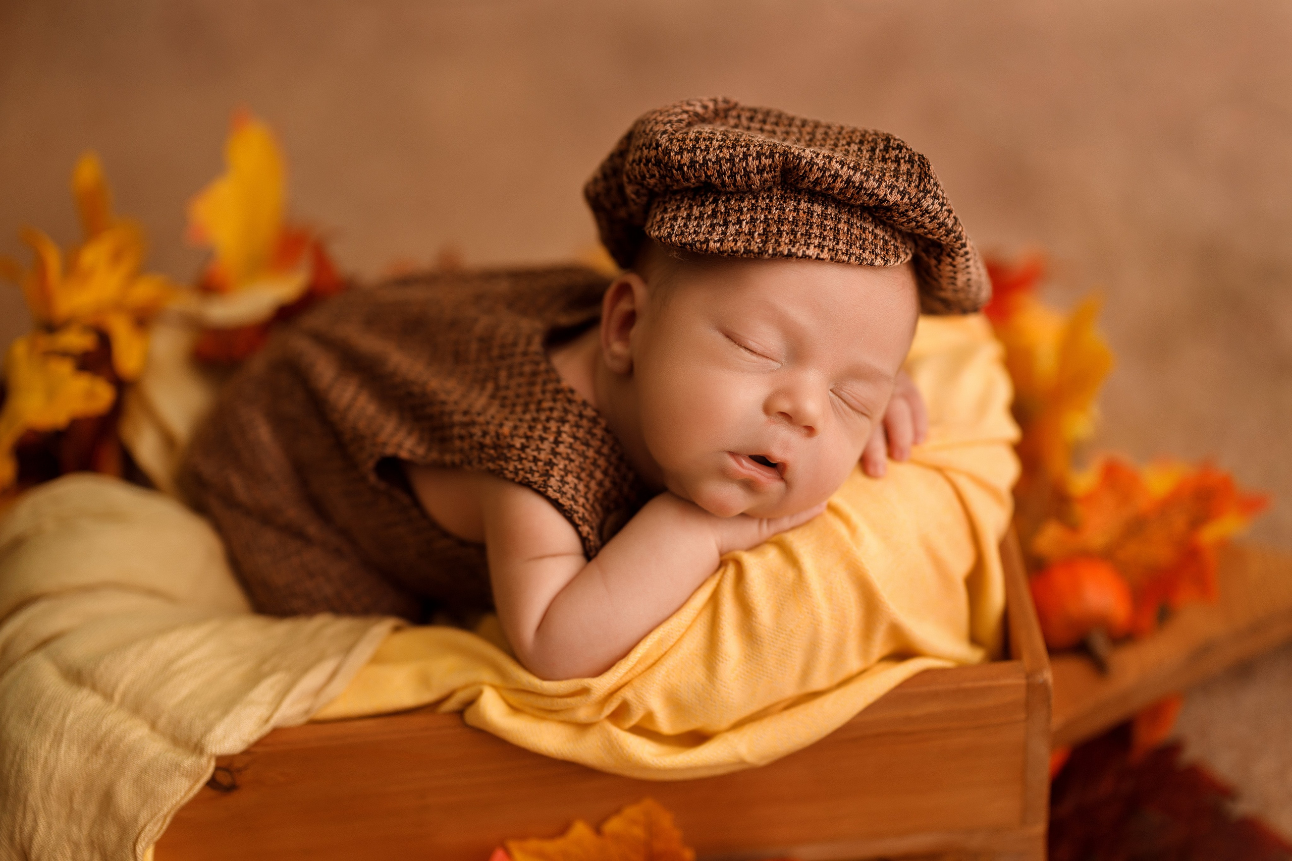 Фотограф для новорожденных в Старом Осколе