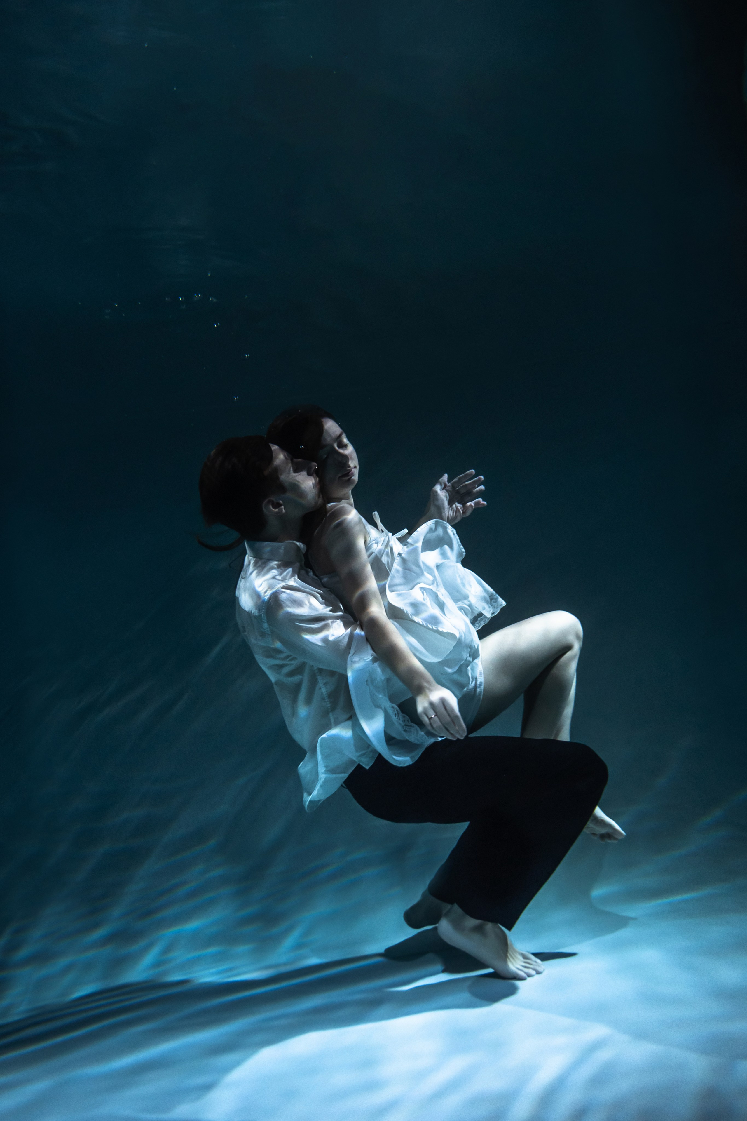 Фотосессия под водой. Свадебный фотограф Кирилл Белый