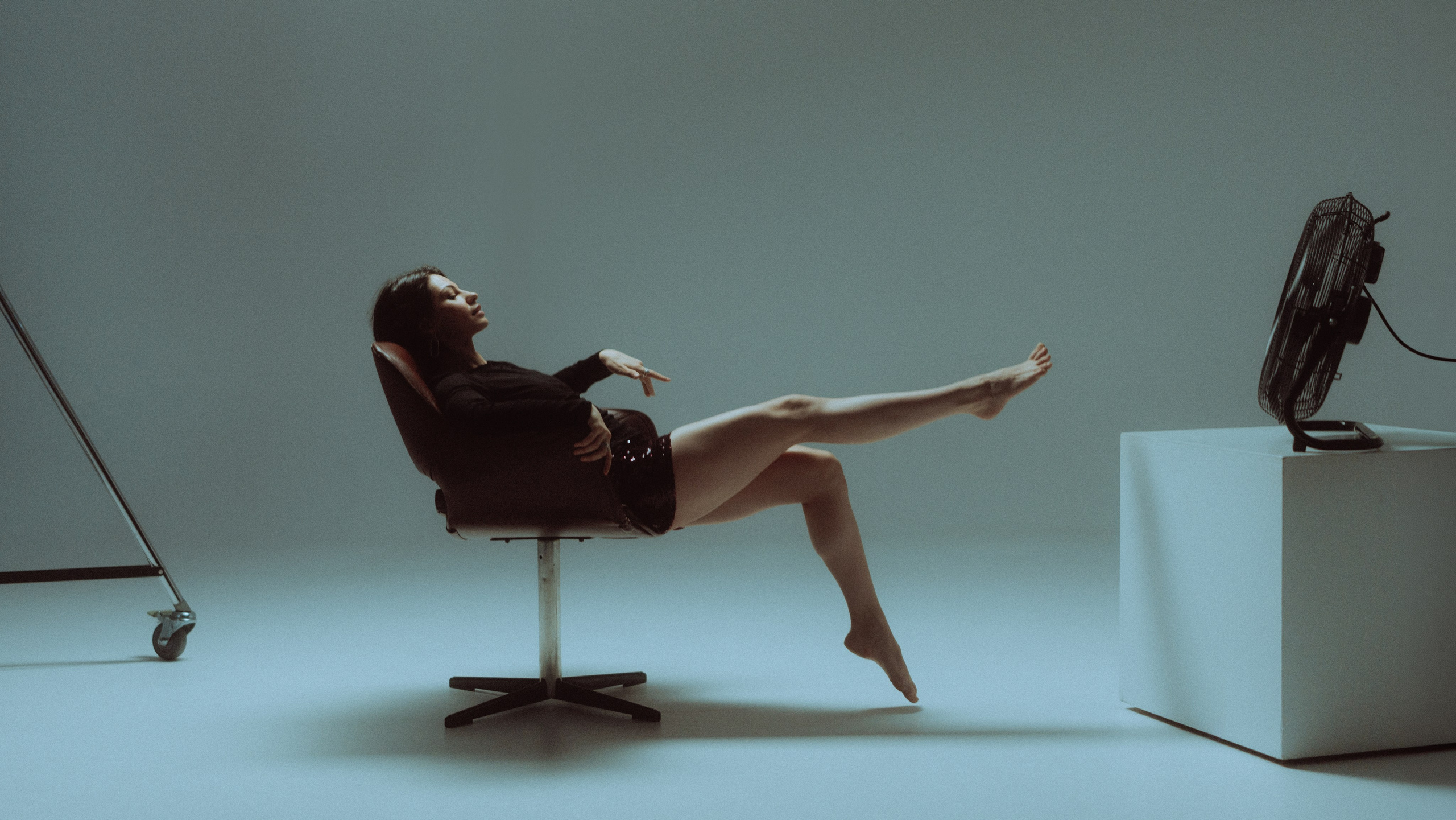 Женя&nbsp;— студийная фотосессия для творческого бренда, Казань