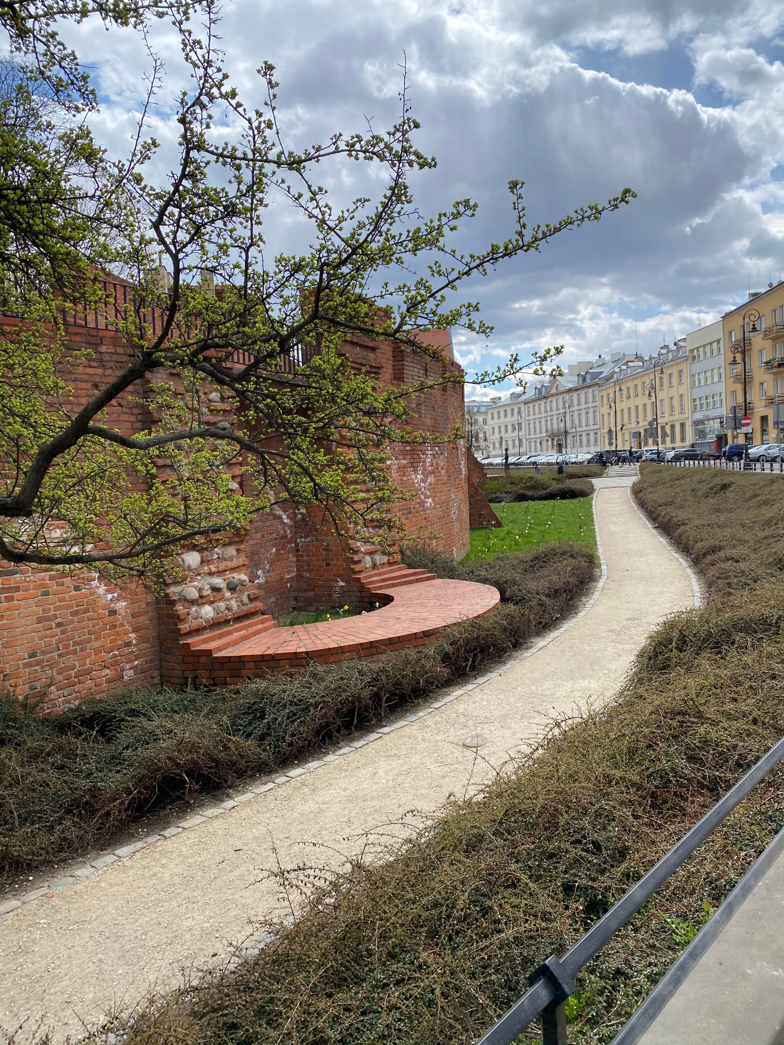 Варшава — 21. Своя Мастерская