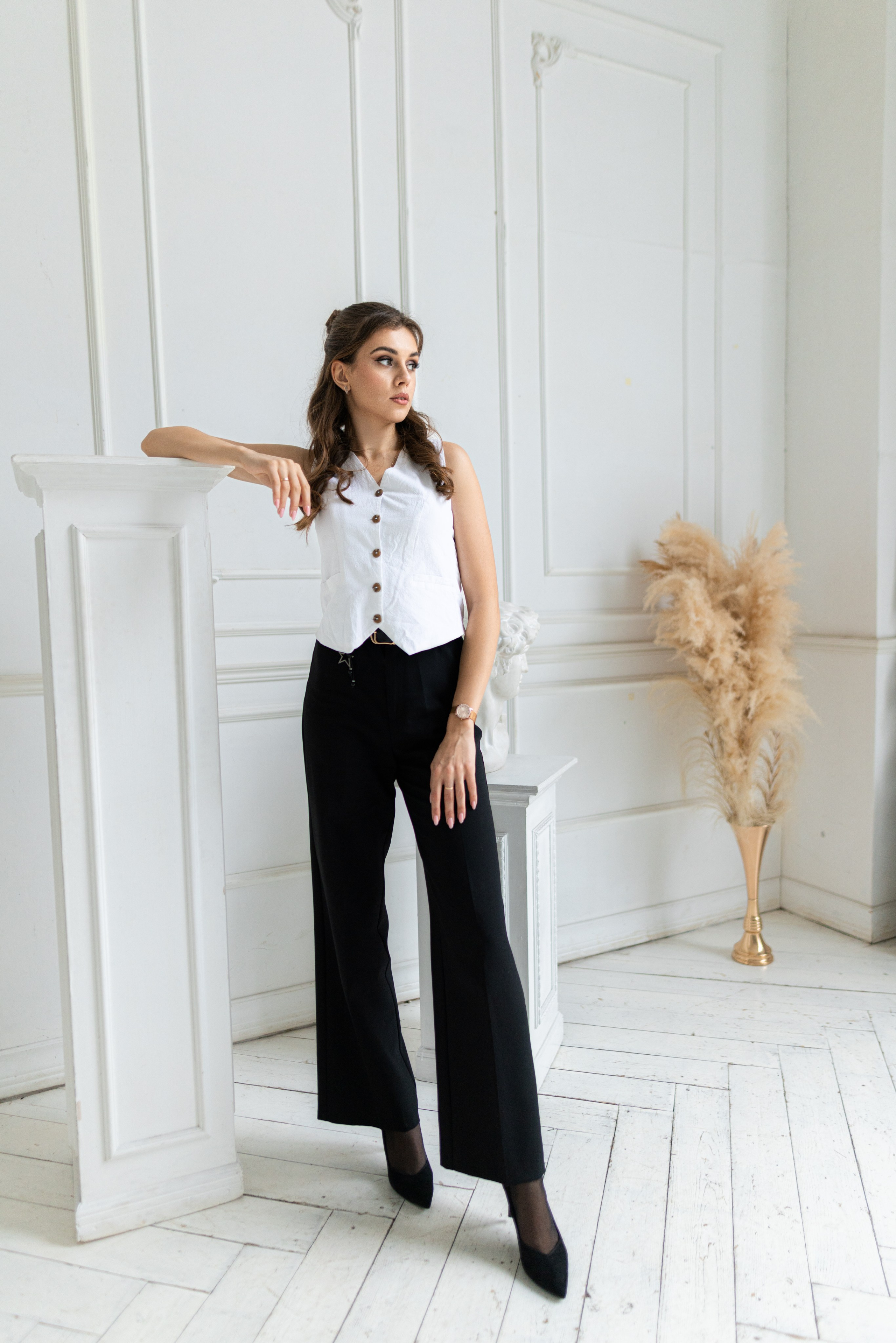 Студийная съемка с Кариной в интерьере в формате для «себя». Дмитрий Шульгин, портретный фотограф в Воронеже