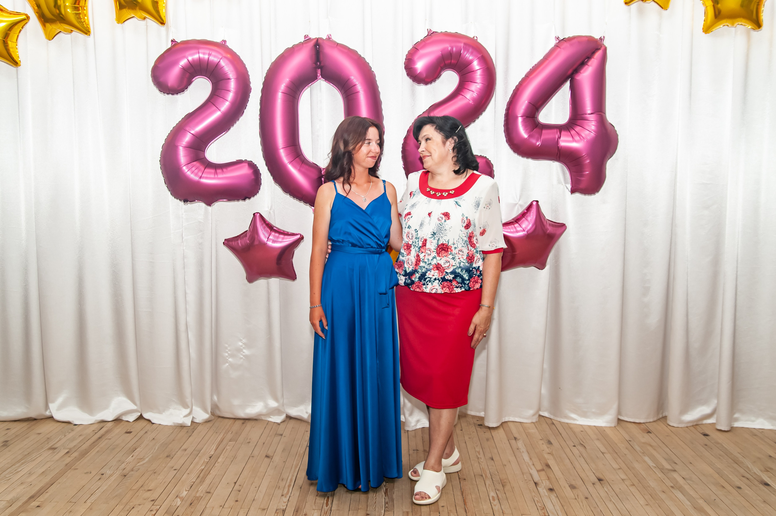 Выпускной МАОУ СОШ № 17 им. Эдуарда Есаяна. Свадебный и семейный фотограф Денис Лукьянов в Краснодаре, Краснодарском крае и Республике Крым