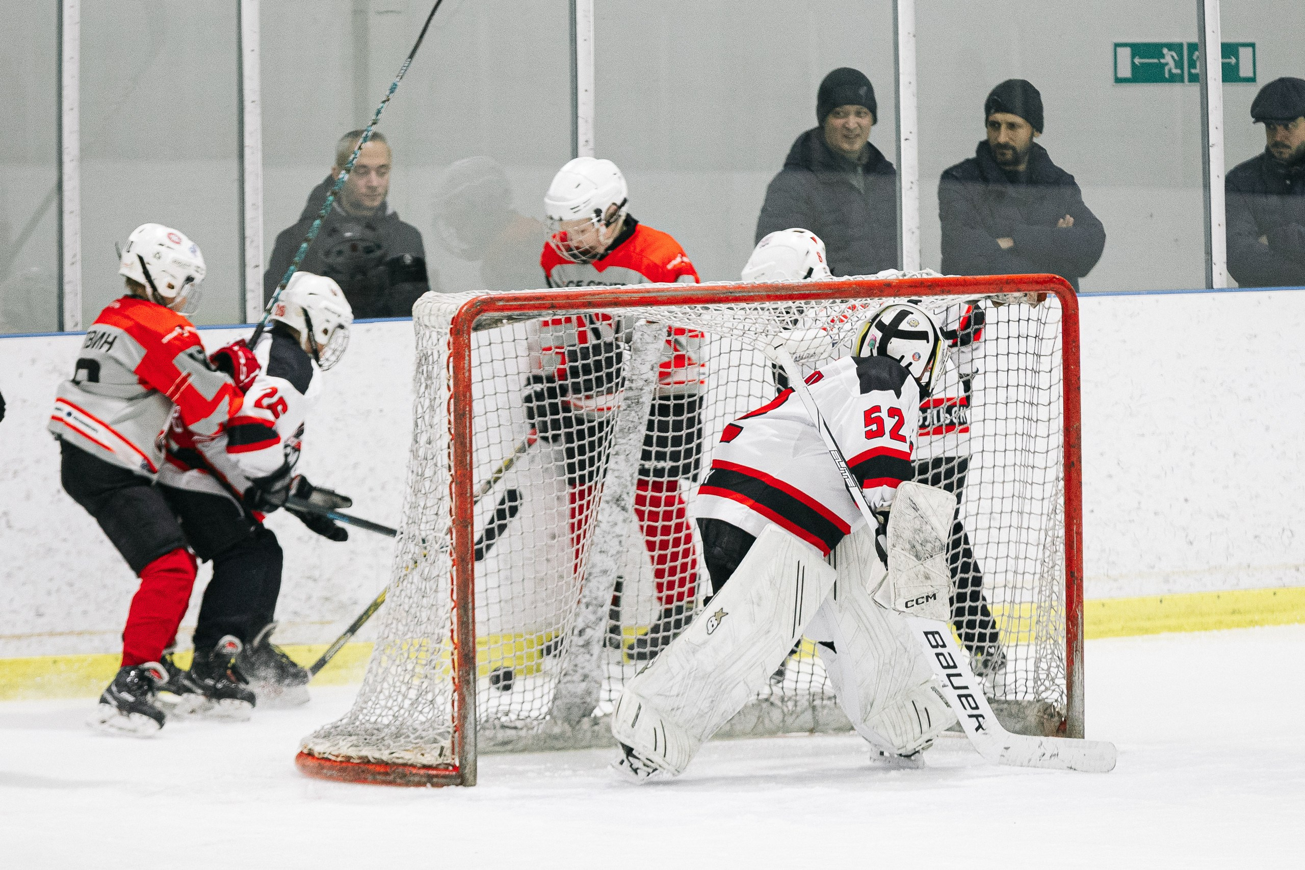 Первенство Тюмени по хоккею. MIG — студия спортивной фотографии Михаила Голянского