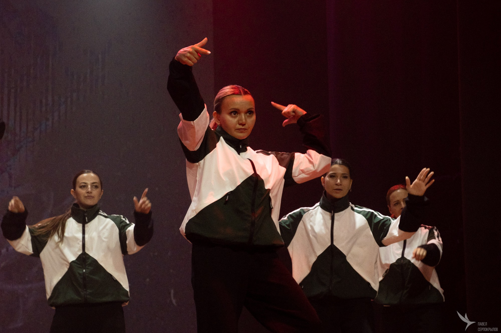 Отчетный концерт студии танцев PLATFORMA. Репортажный фотограф в Казани Павел Серпокрылов