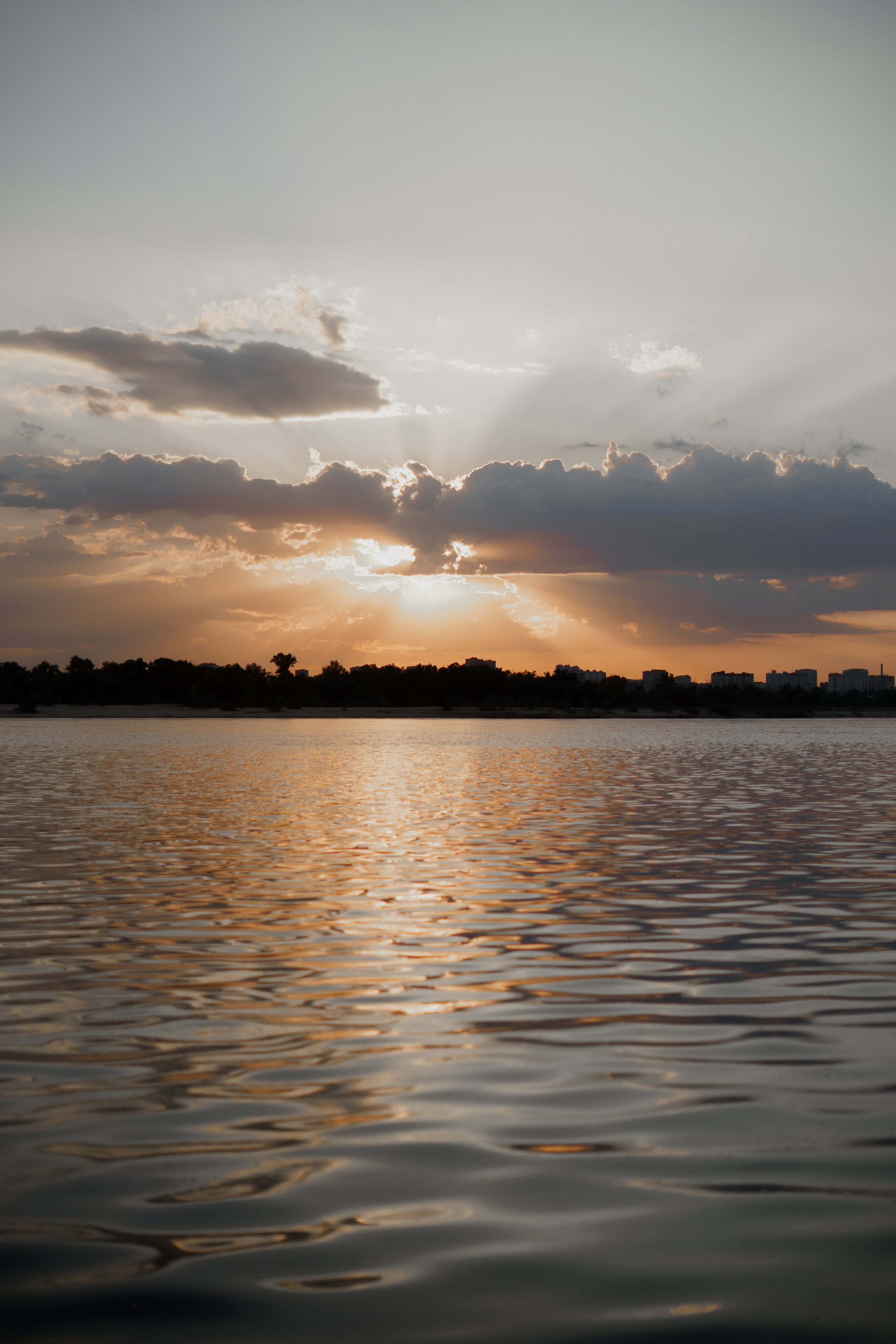 Рома и софа. Фотограф Валерия Крахмалева