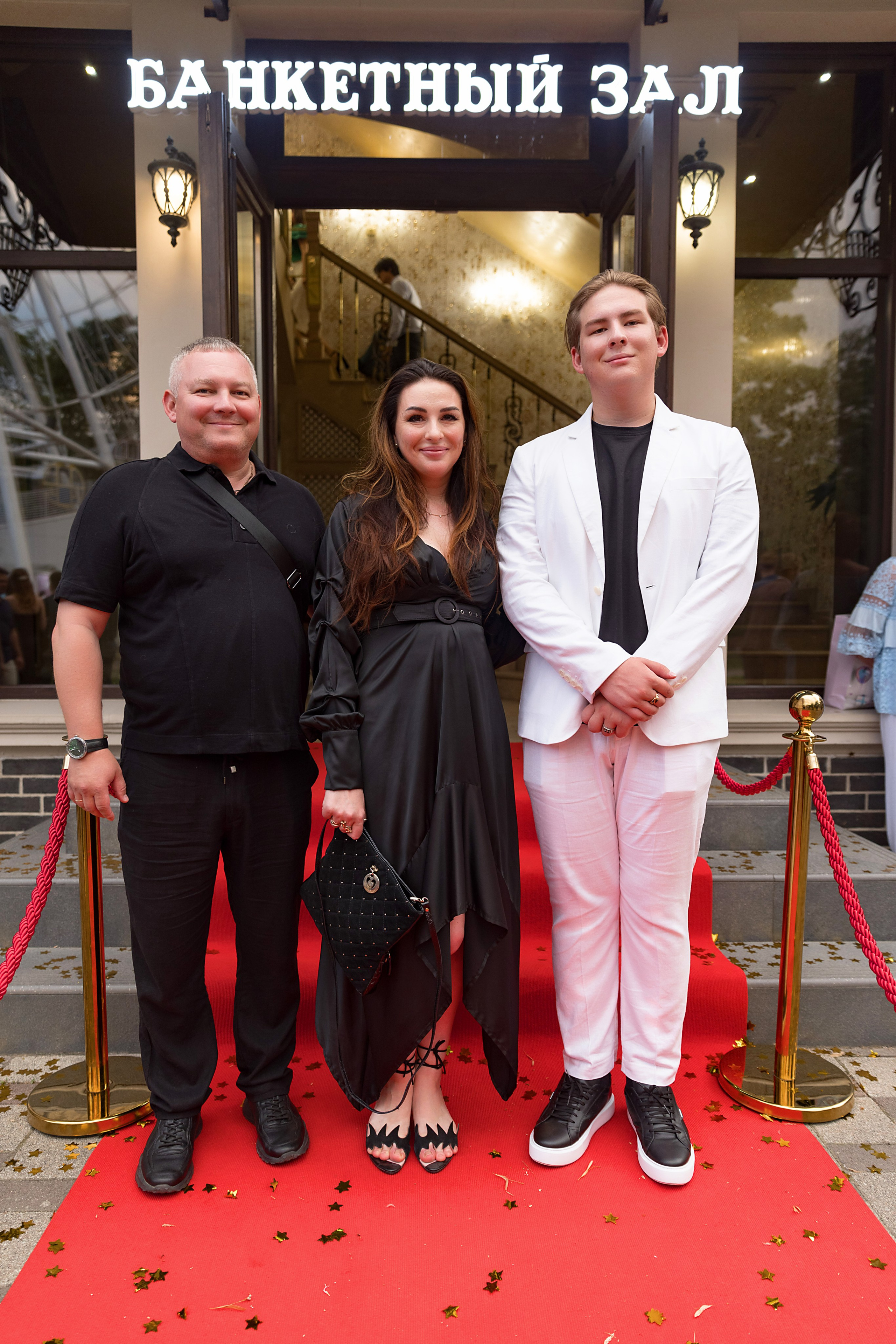 11 класс 48 лицей. Фотограф и Видеограф в Краснодаре Юлия Солодченко