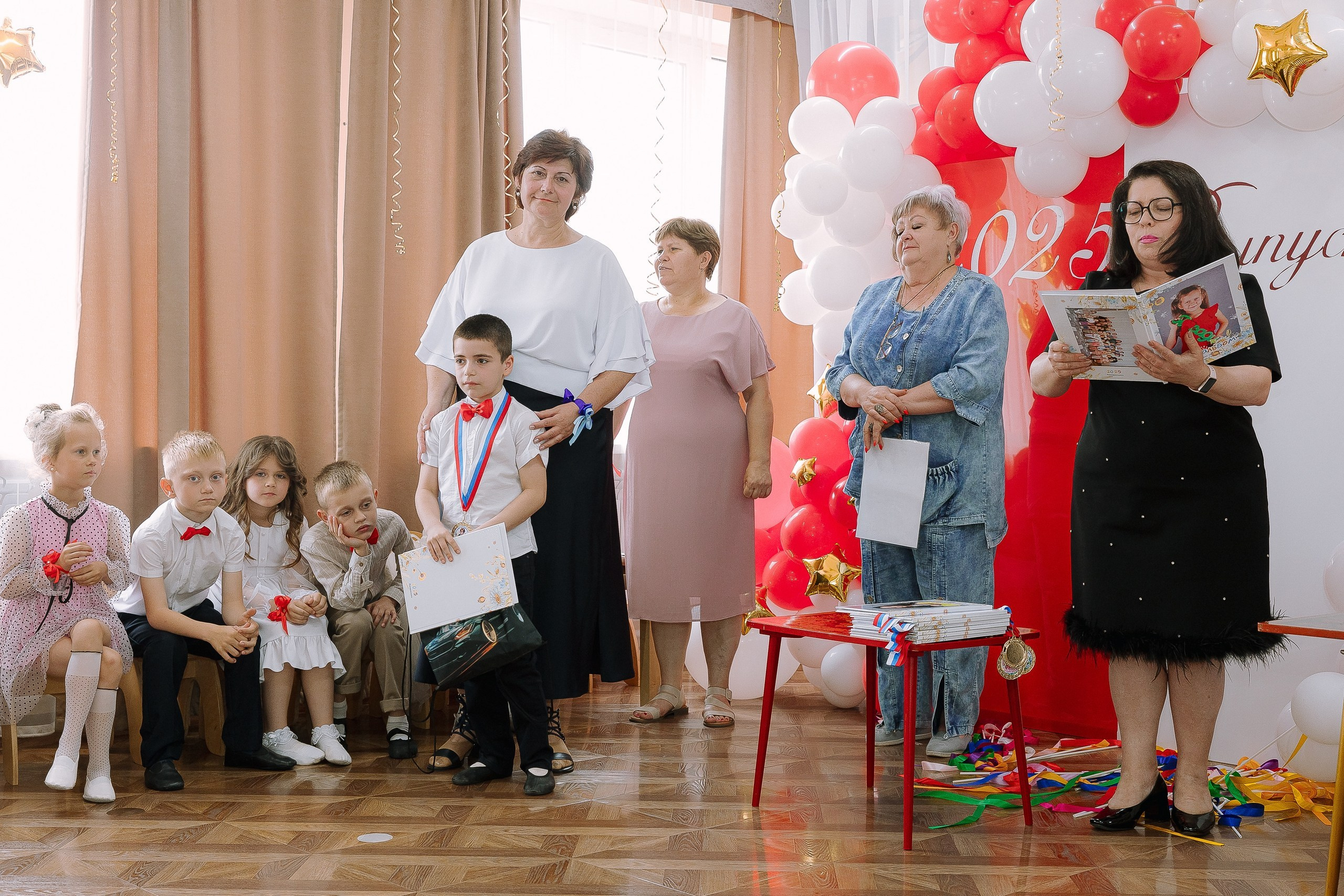 Выпускной в ДС 26. Выпускные альбомы Натальи Бутко: Новороссийск, Анапа, Геленджик