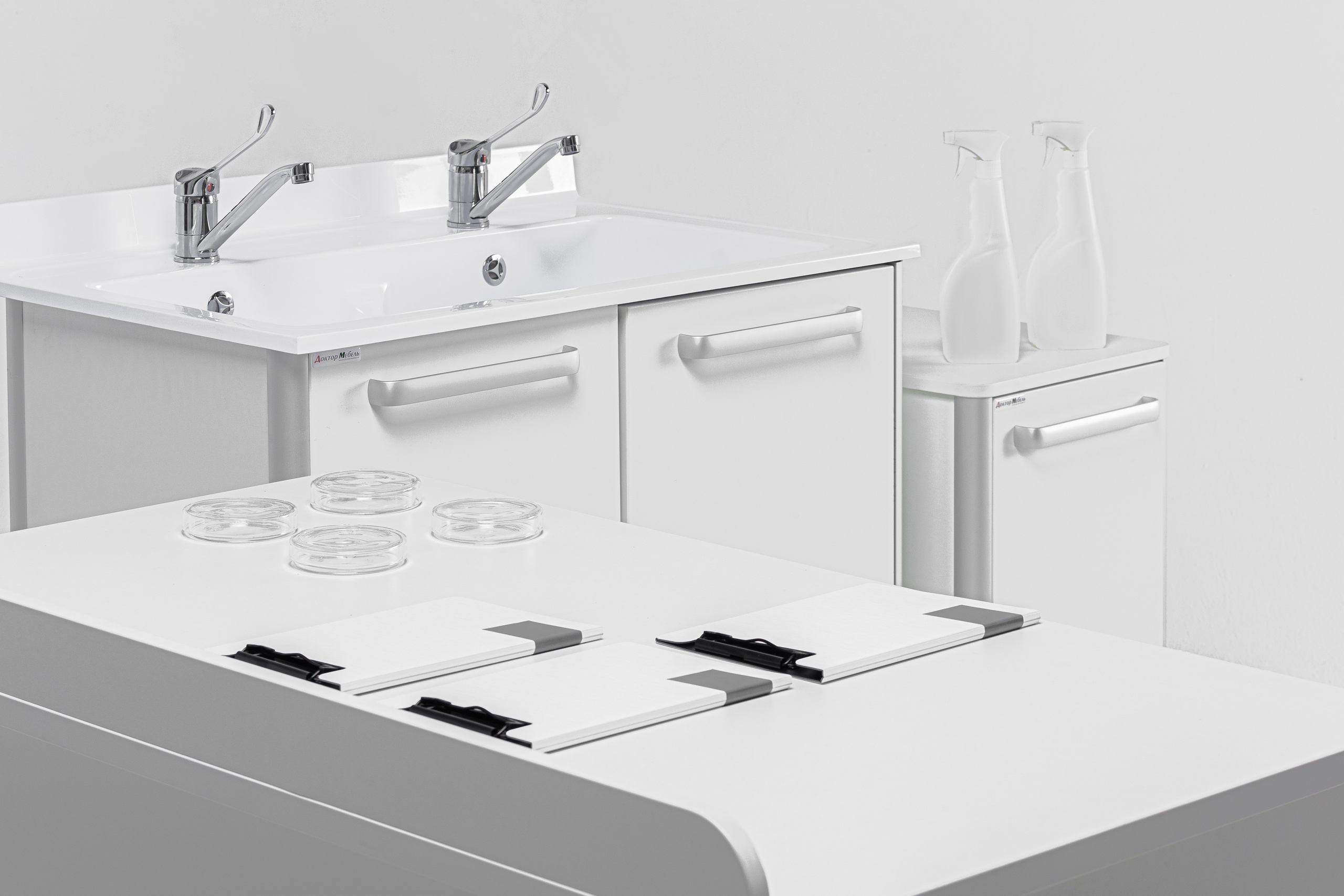 Доктор Мебель