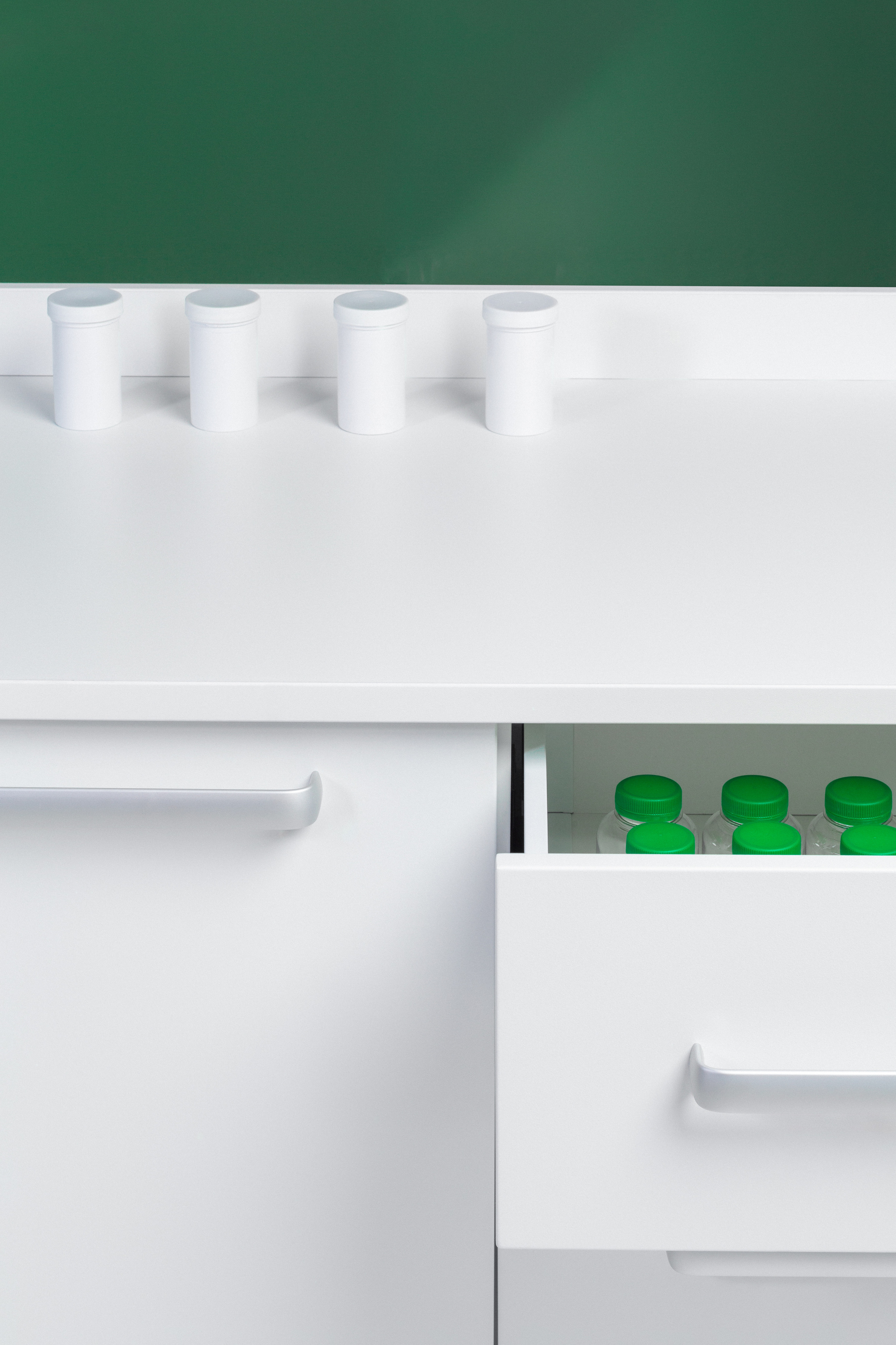 Доктор Мебель