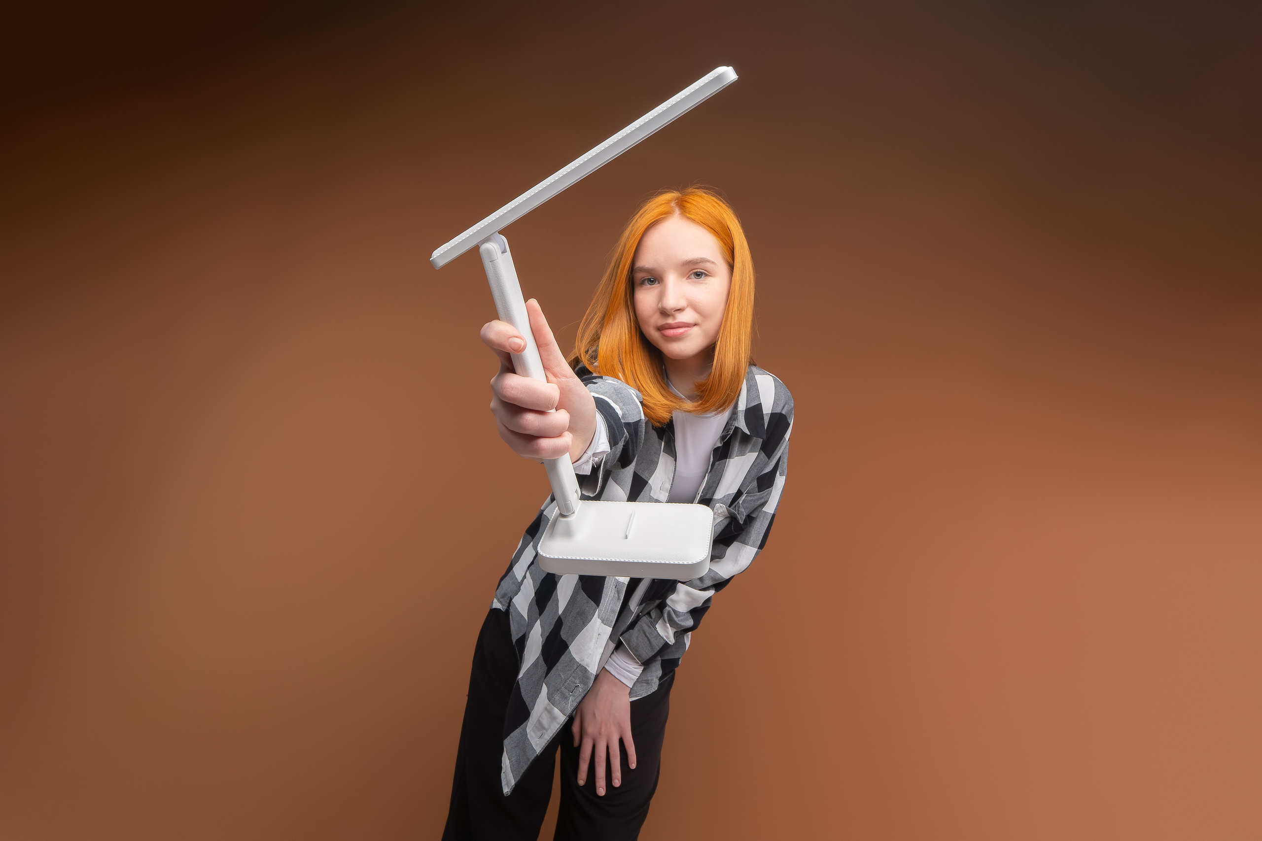 Настольная лампа