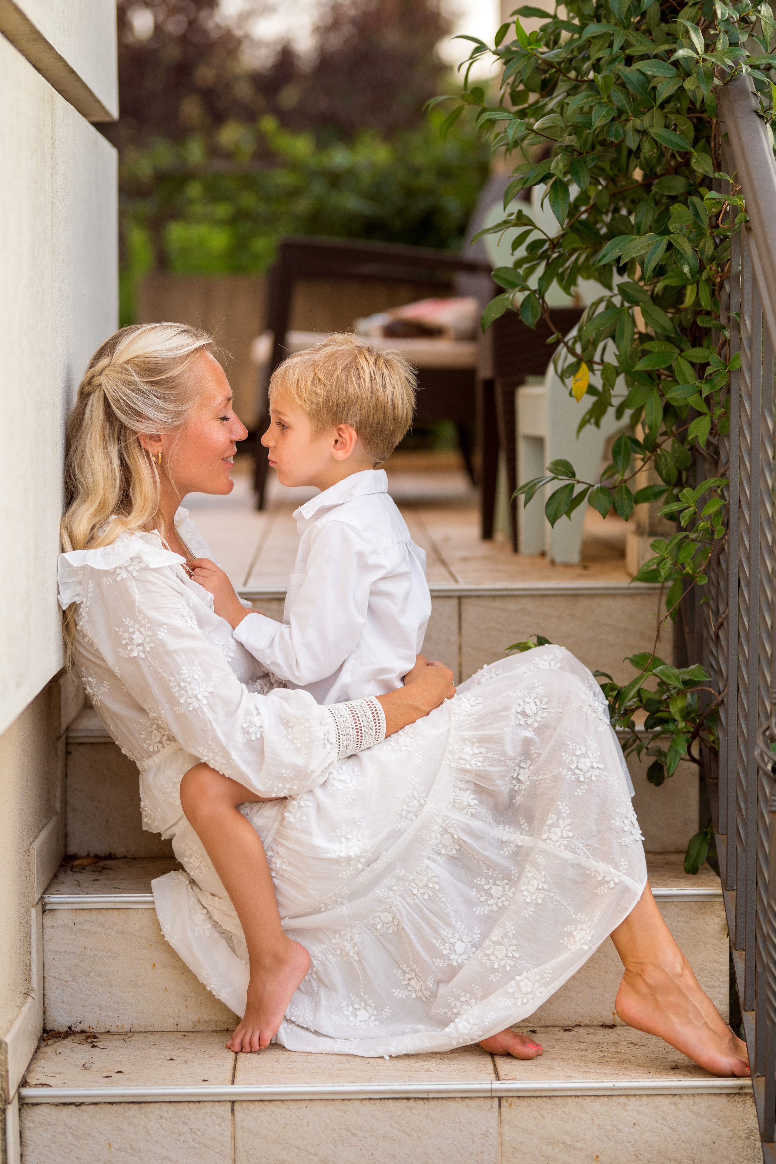 Family photo session in Podgorica, Montenegro. Kate Khaldeeva photographer in Saratov