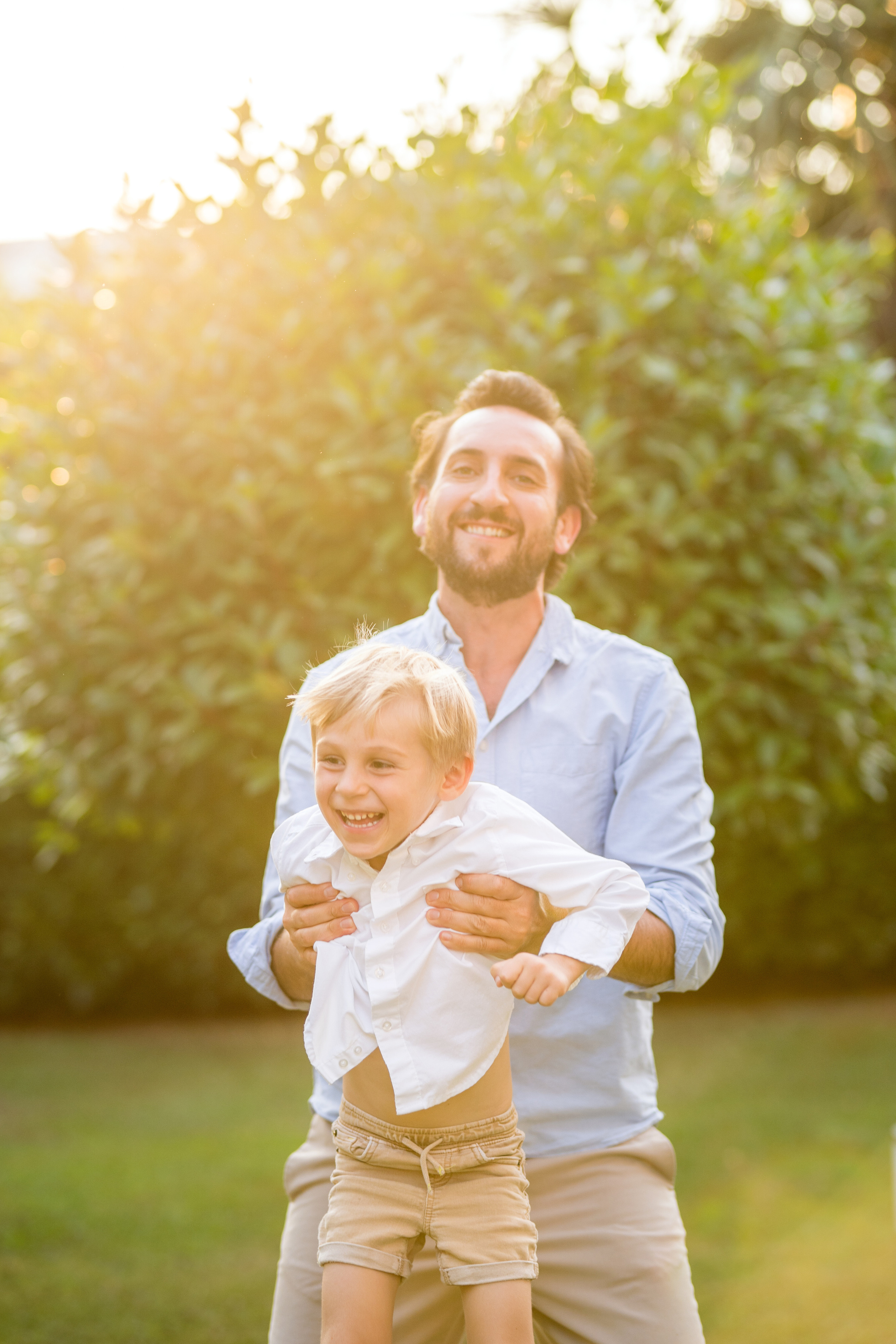 Family photo session in Podgorica, Montenegro. Kate Khaldeeva photographer in Saratov