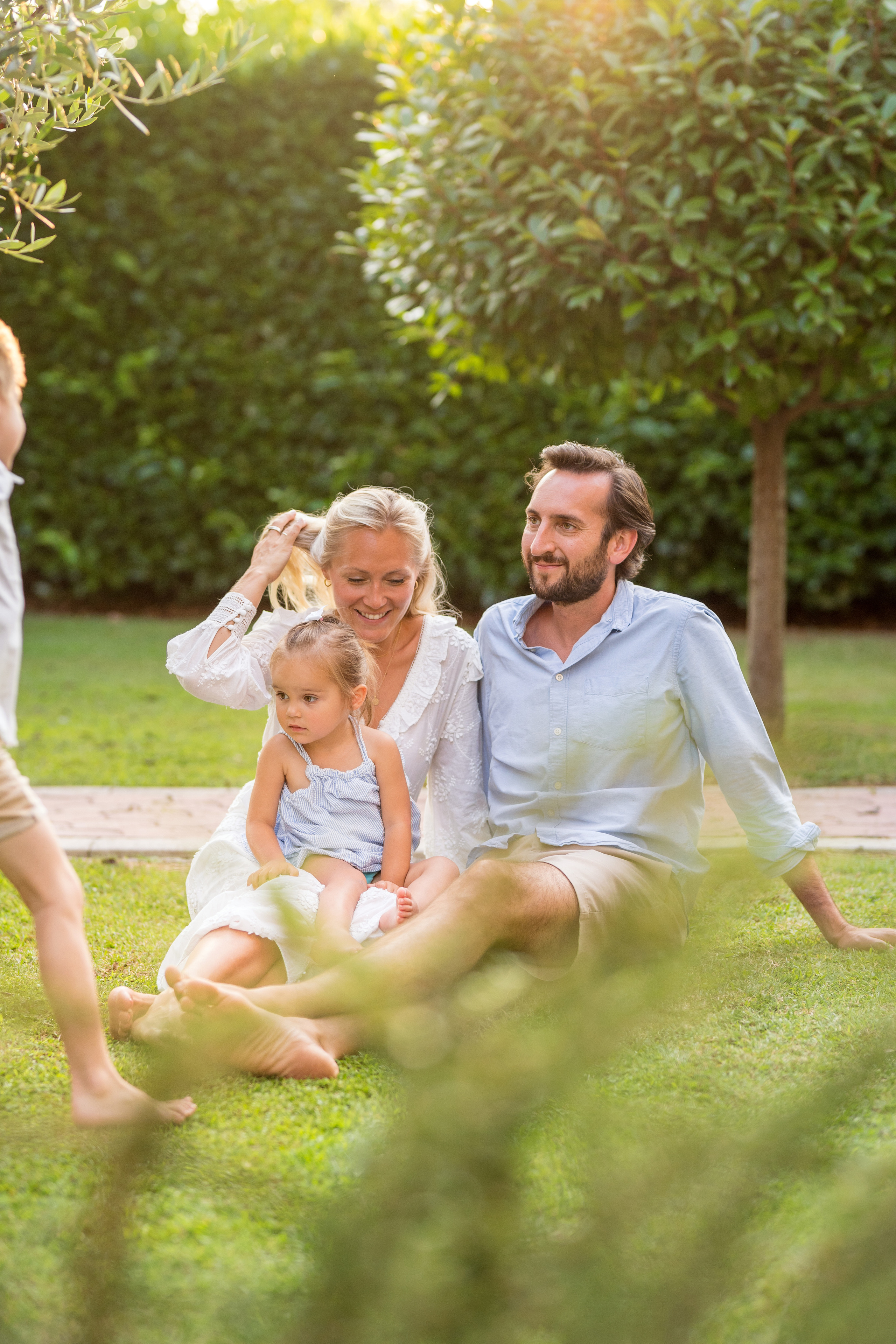 Family photo session in Podgorica, Montenegro. Kate Khaldeeva photographer in Saratov