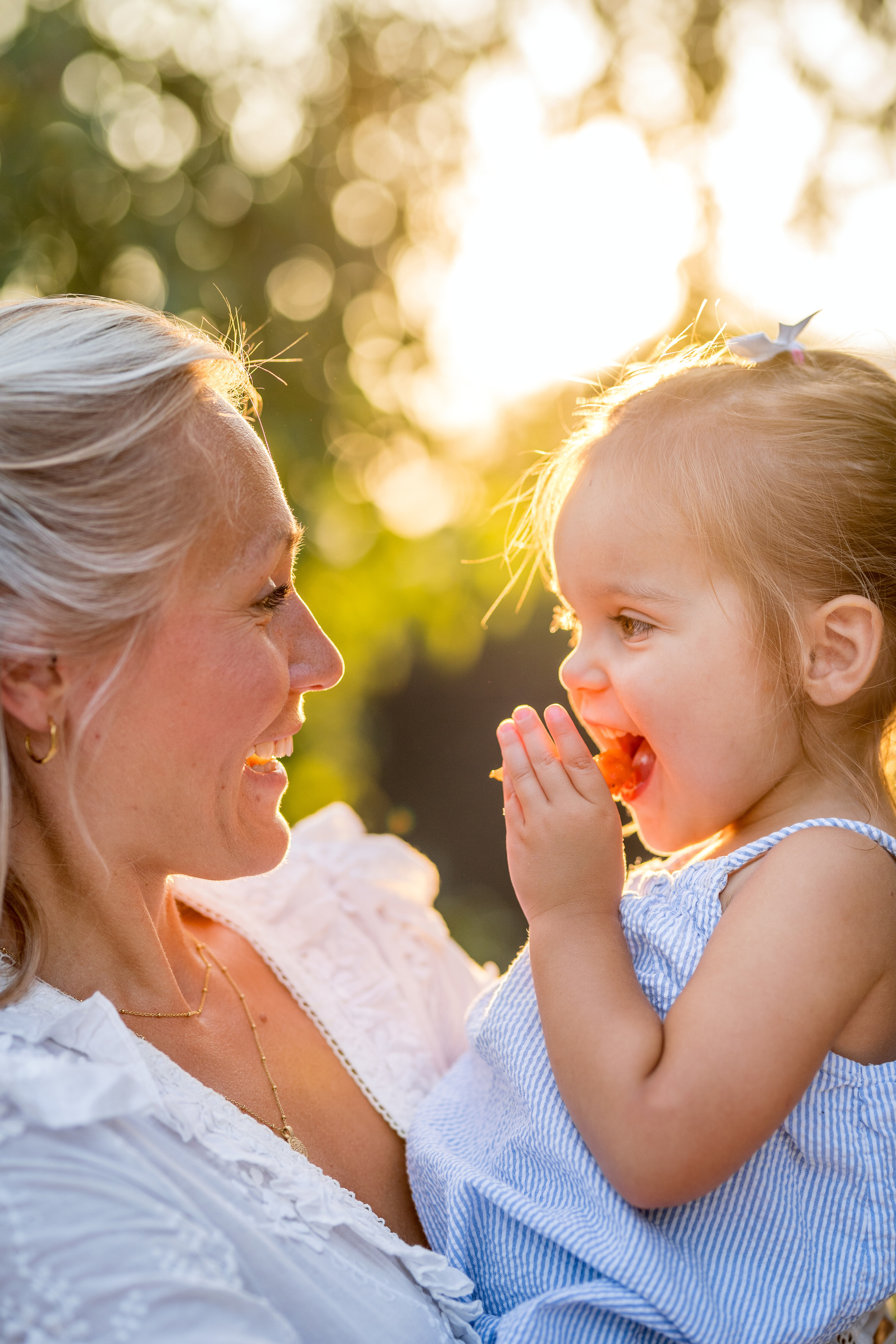 Family photo session in Podgorica, Montenegro. Kate Khaldeeva photographer in Saratov