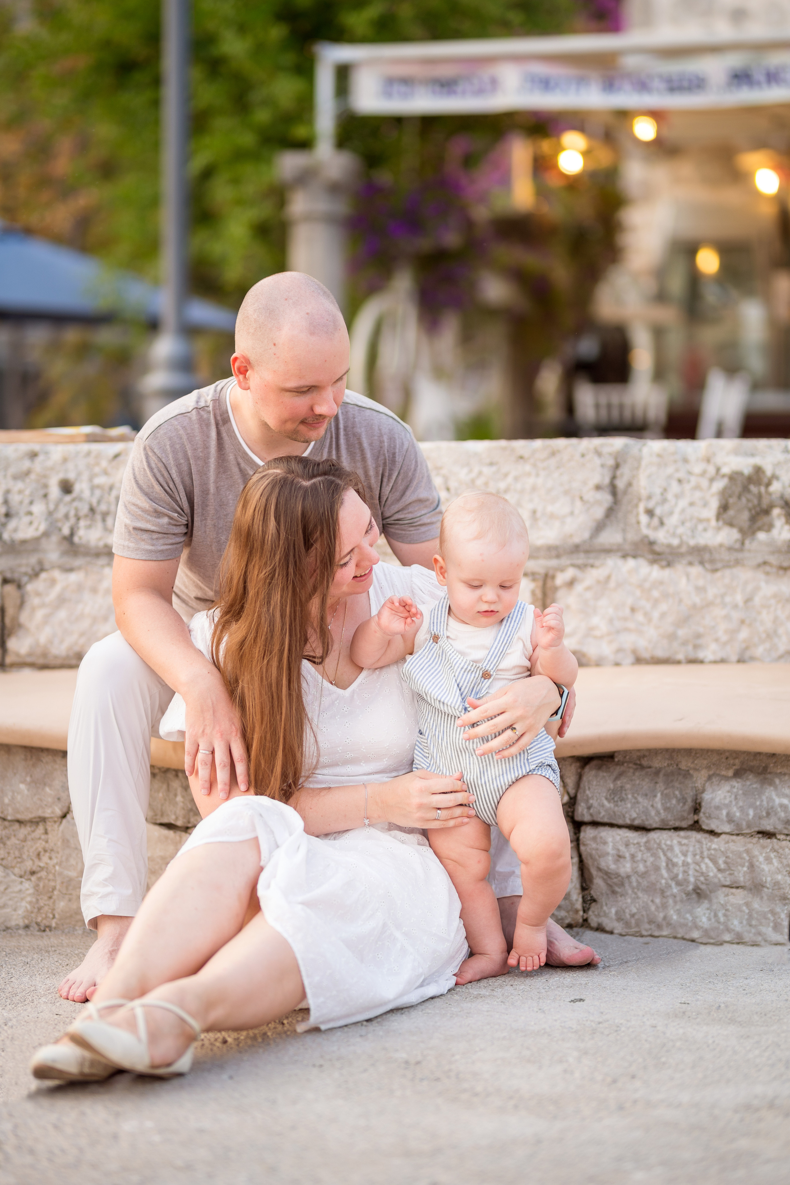 Family photoshoot in Perast Montenegro. Kate Khaldeeva photographer in Saratov