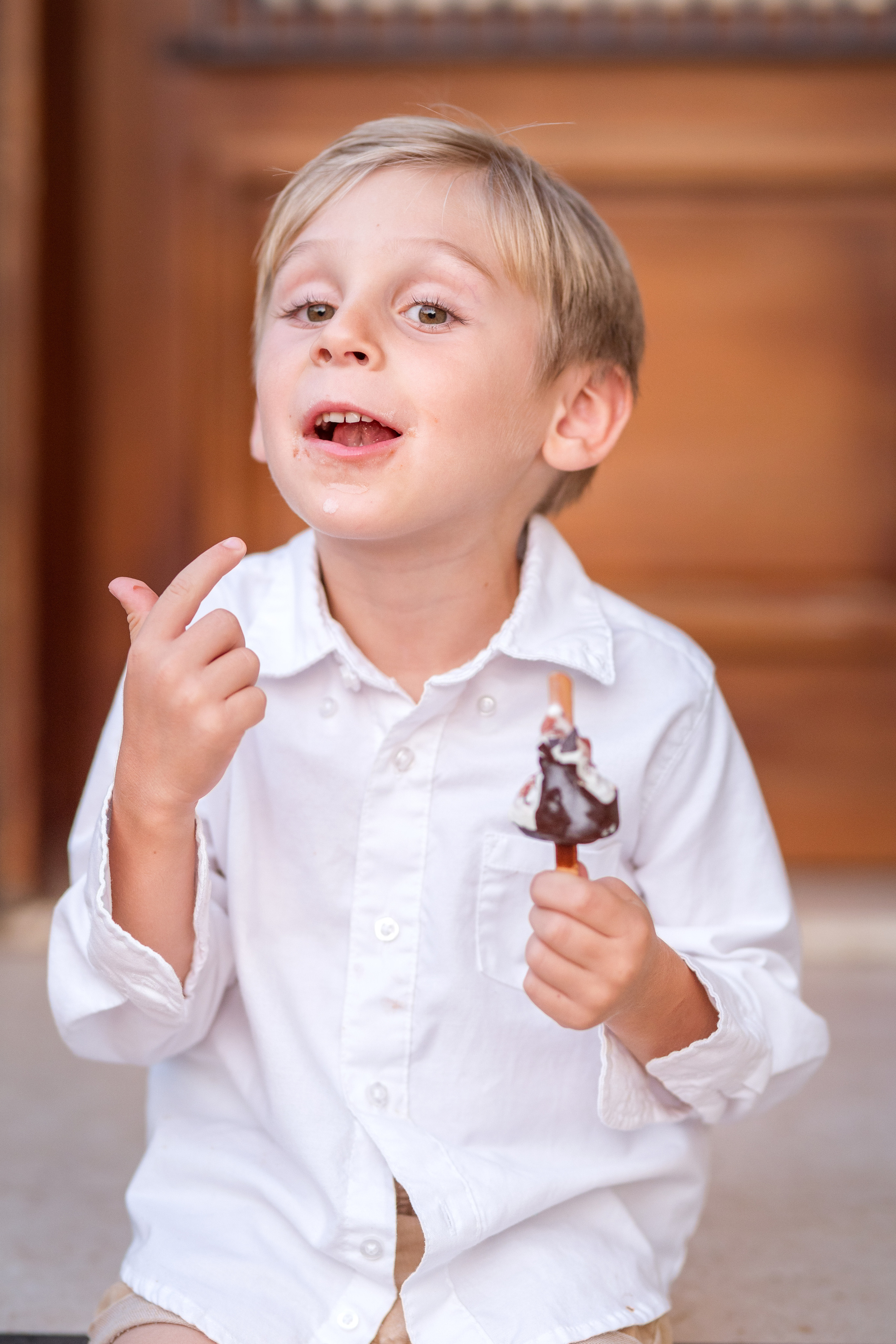 Family photo session in Podgorica, Montenegro. Kate Khaldeeva photographer in Saratov