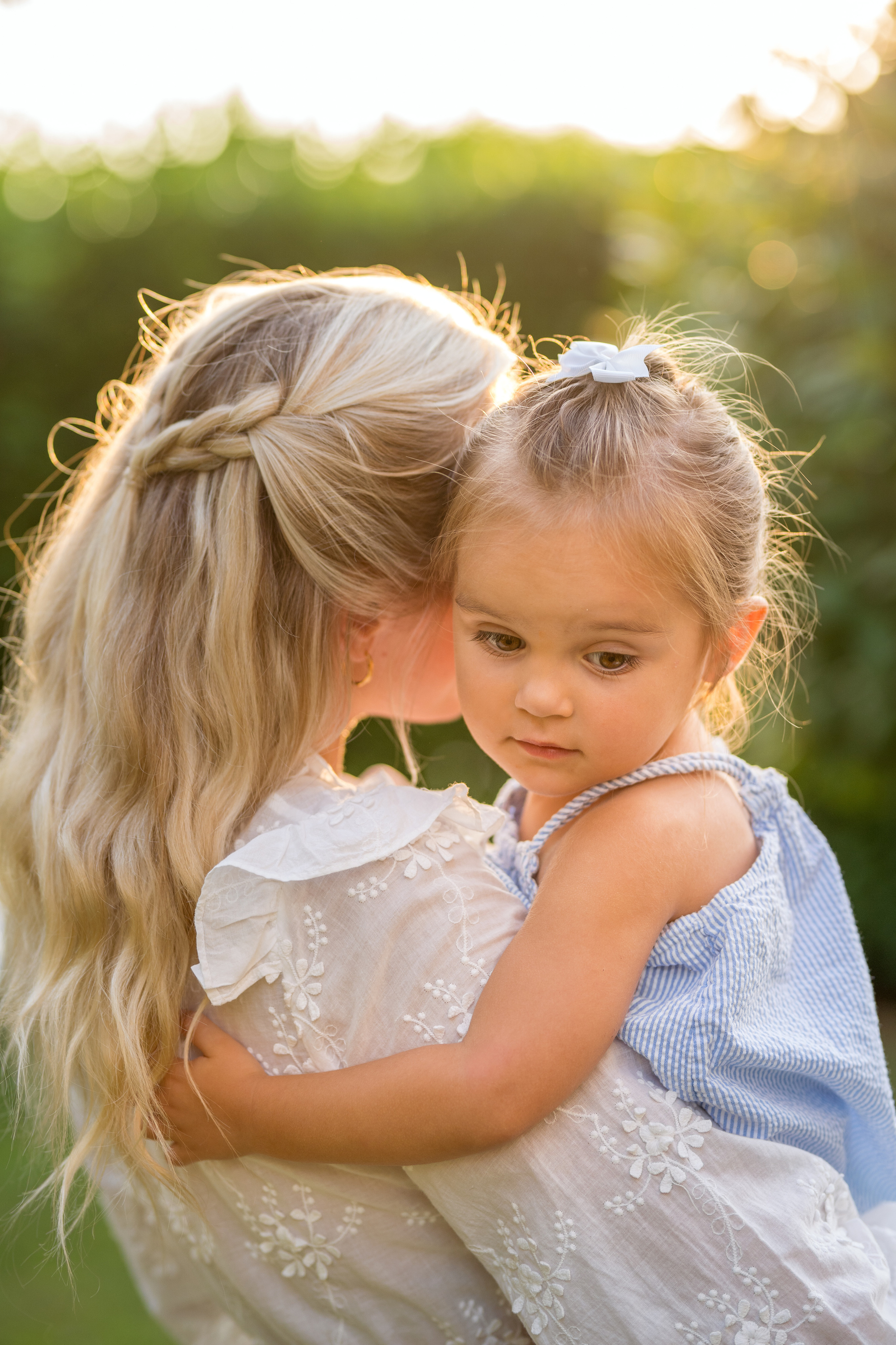 Family photo session in Podgorica, Montenegro. Kate Khaldeeva photographer in Saratov