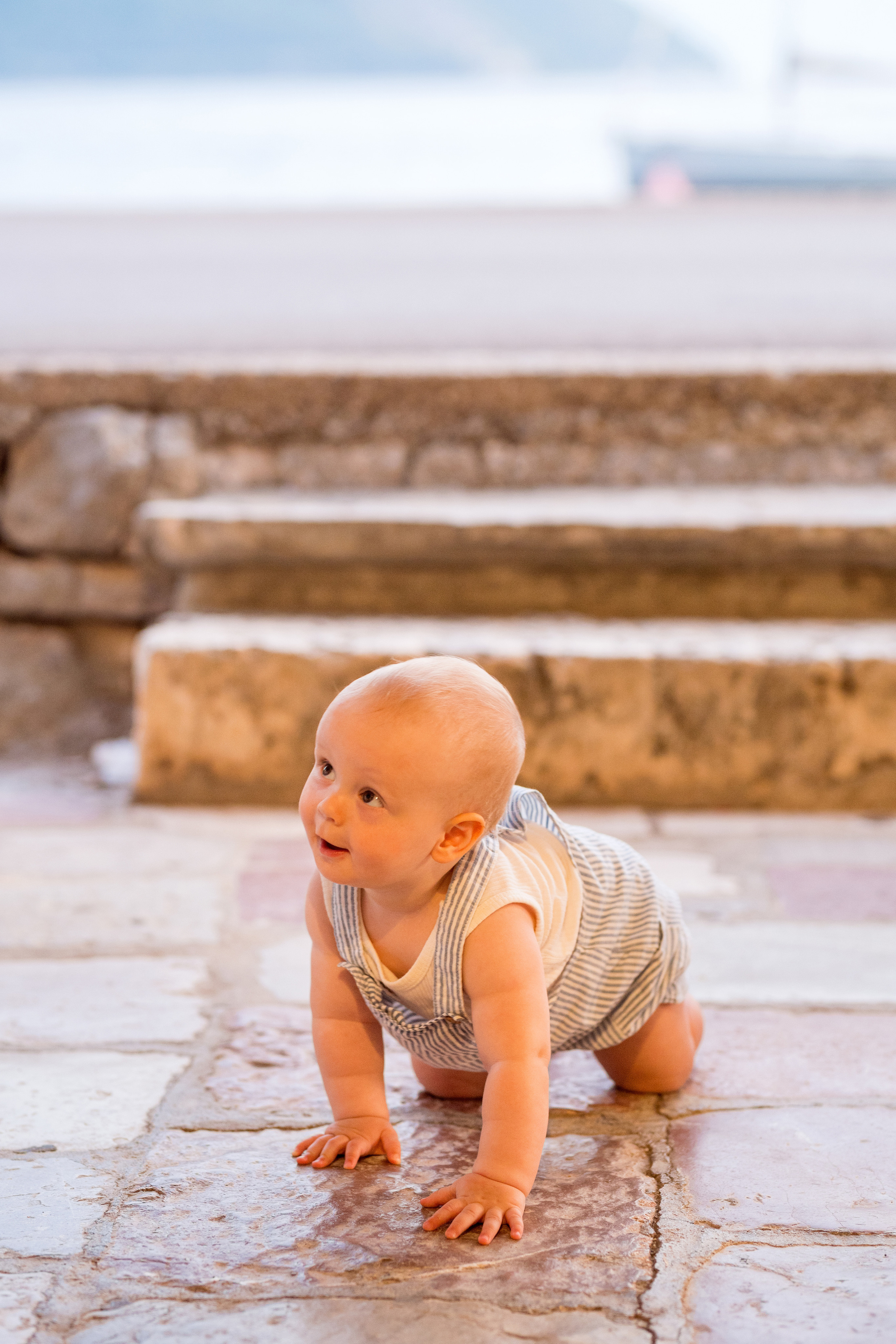 Family photoshoot in Perast Montenegro. Kate Khaldeeva photographer in Saratov