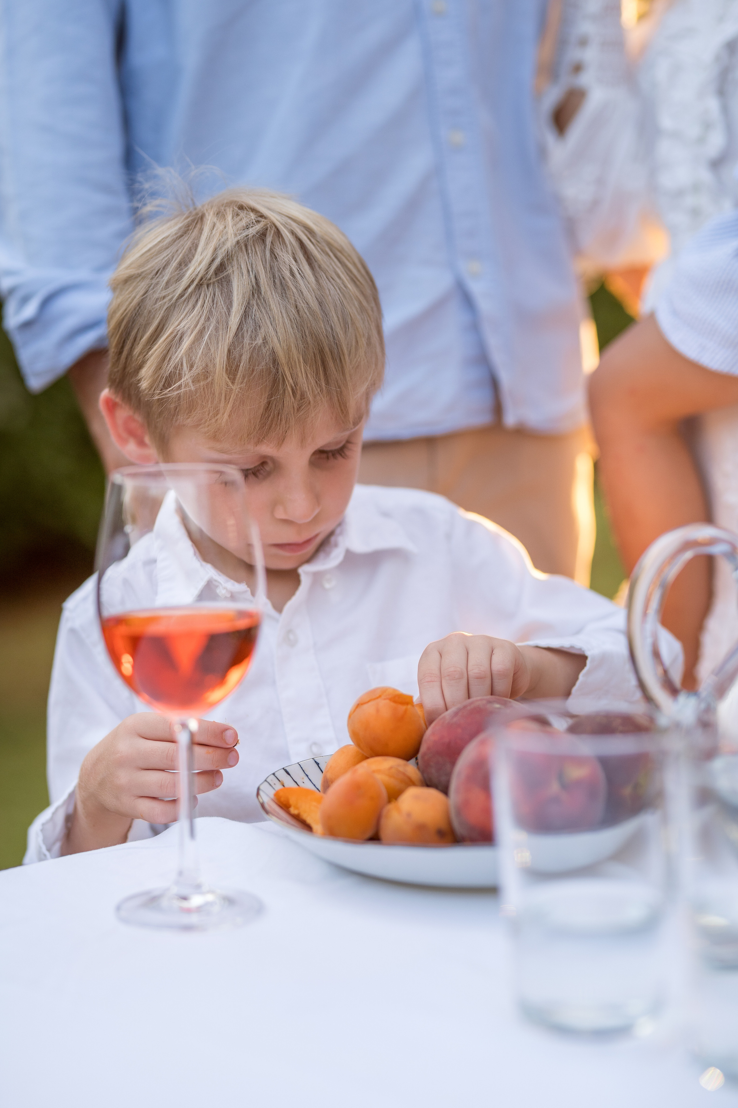 Family photo session in Podgorica, Montenegro. Kate Khaldeeva photographer in Saratov