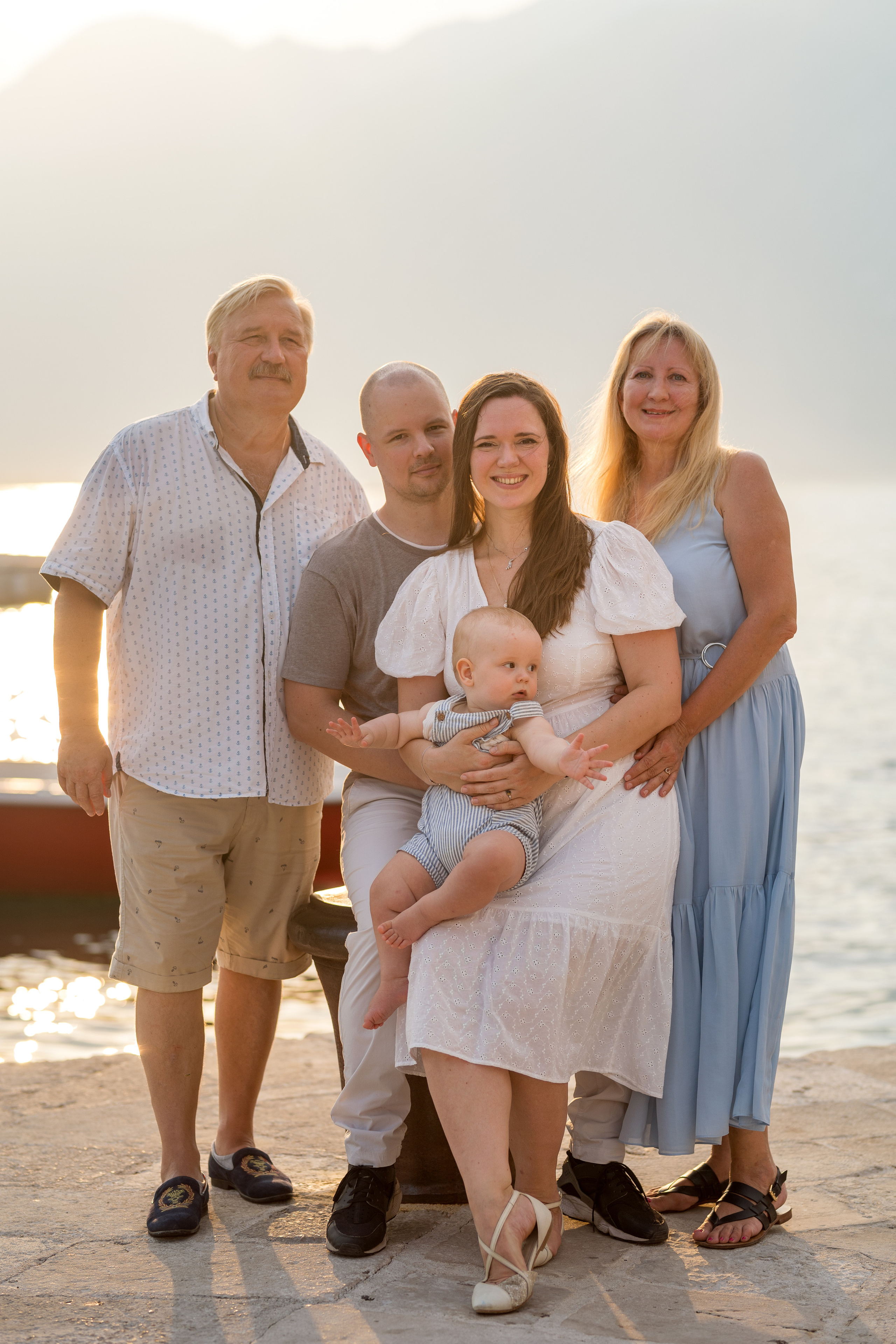 Family photoshoot in Perast Montenegro. Kate Khaldeeva photographer in Saratov