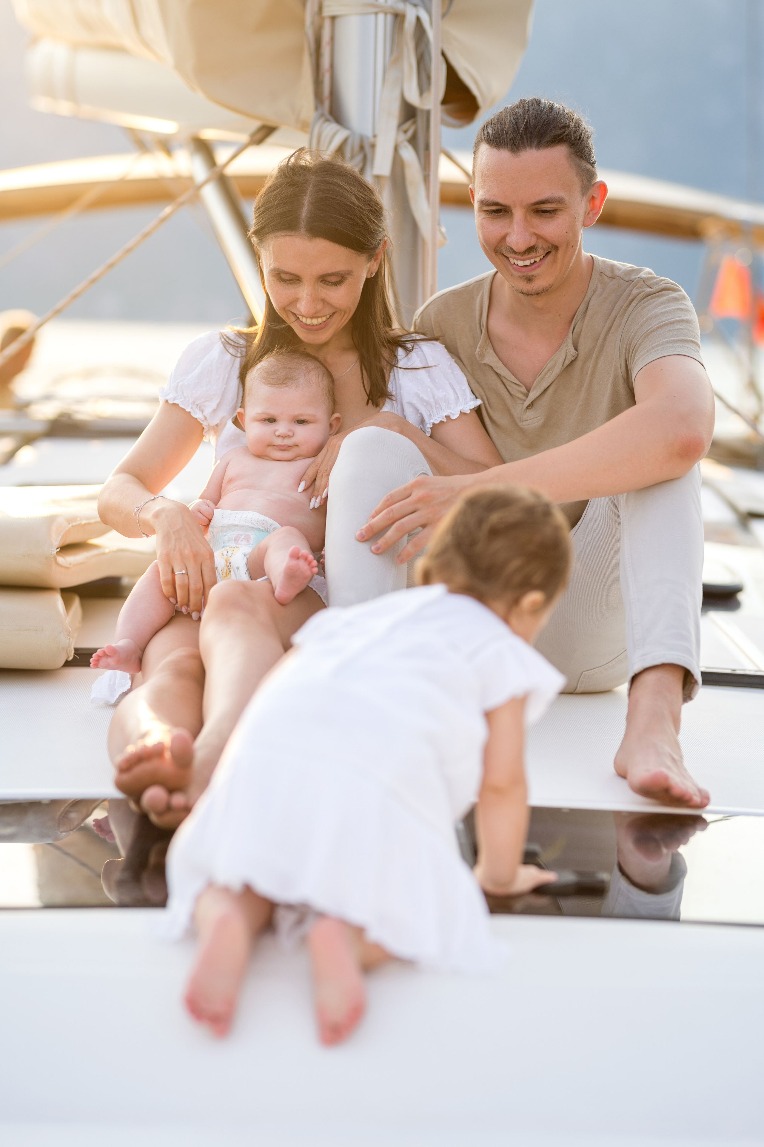 Family photoshoot on a yacht in the Bay of Kotor, Montenegro. Kate Khaldeeva photographer in Saratov